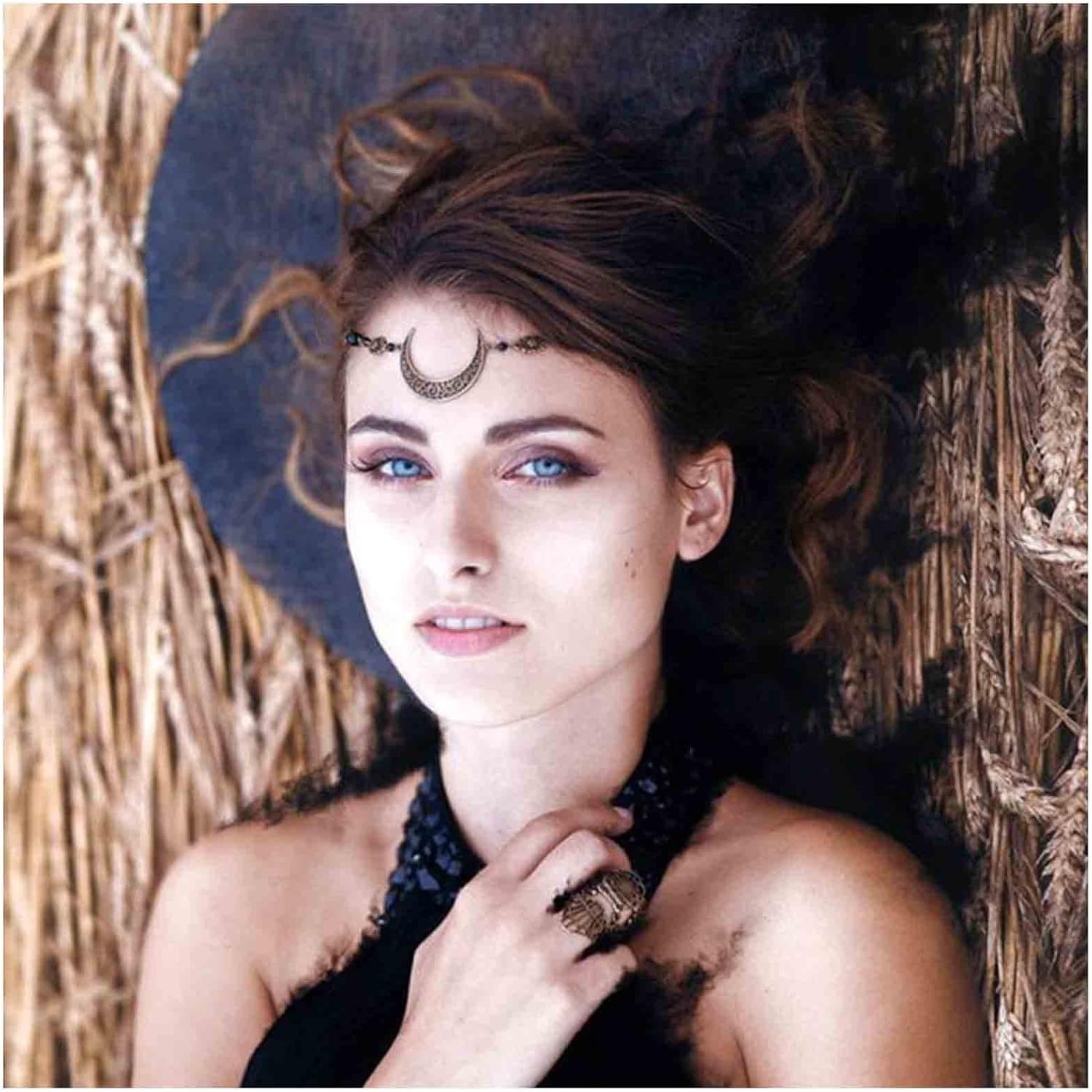 Yheakne Boho Crescent Moon Hair Chain Headband Black Crystal Head Chain Gothic Headband Hairpiece Gypsy Headband Tiara Festival Hair Accessories for Women and Girls