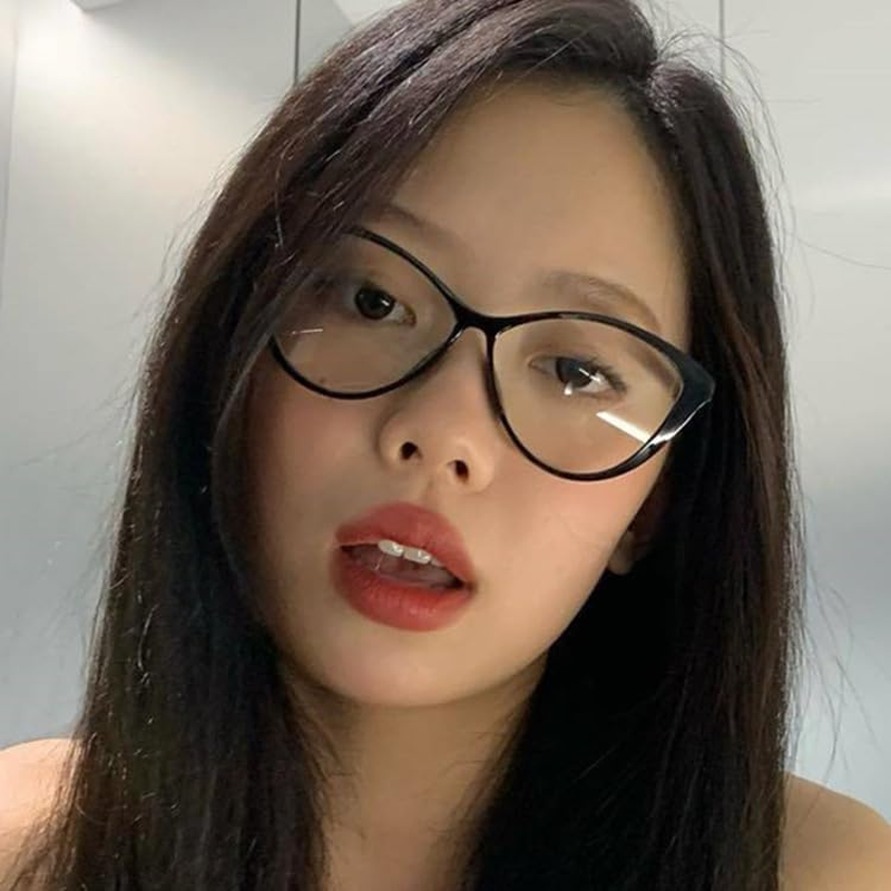 Twin Tail Cat Eyeglasses image number 6