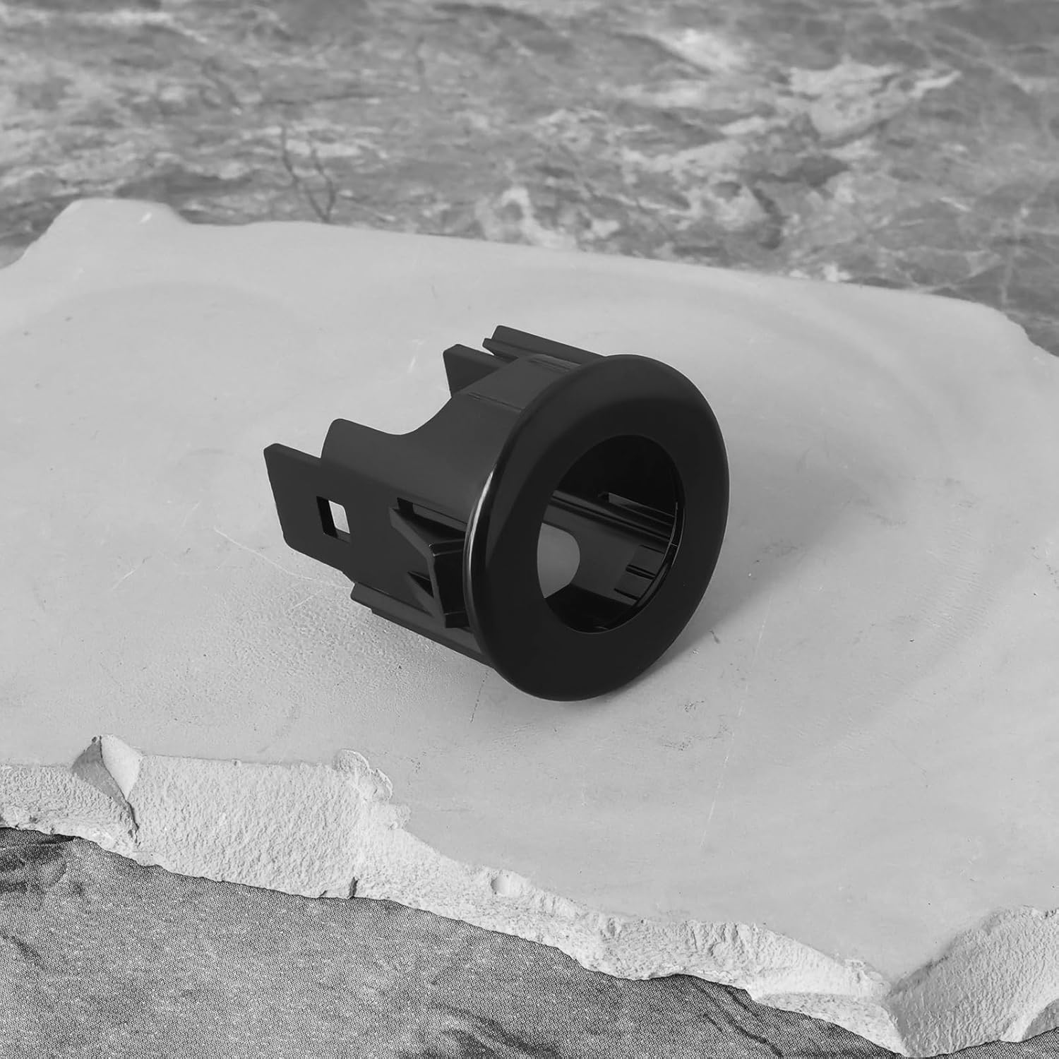 Be in Your Mind 2Pcs Parking Sensor Retainer Bracket Holder PDC Holder Replacement Part 228533 4JAOA Compatible with Nissan X Trail T32 Black image number 2