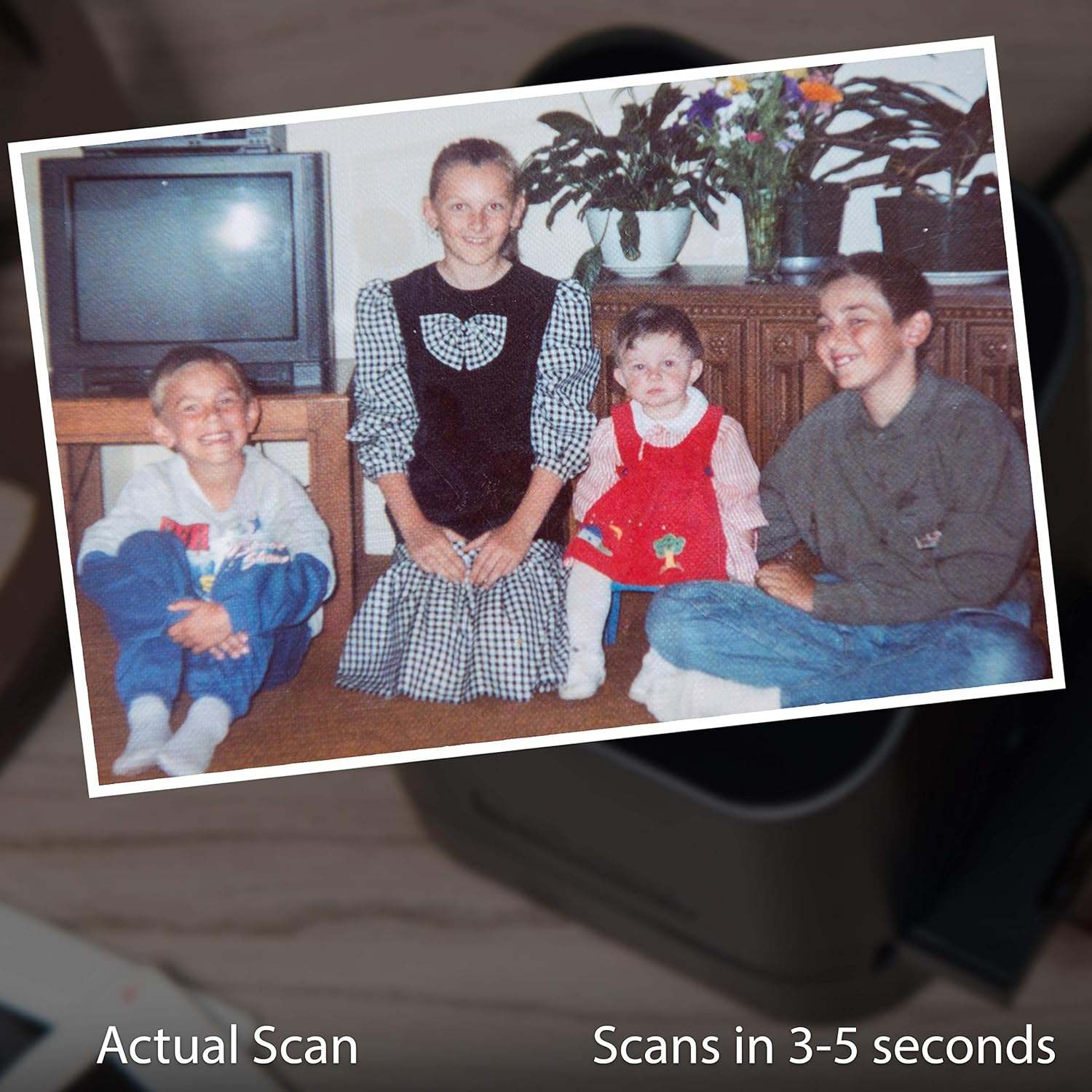 Magnasonic All-In-One Film & Slide Scanner, High Resolution 22MP, Converts 35Mm/110/126/ Super 8/8Mm Film & 135/110/126 Slides into Digital JPEG, 2.4" LCD Screen, Built-In Memory, Fast Scanning (FS52) image number 2