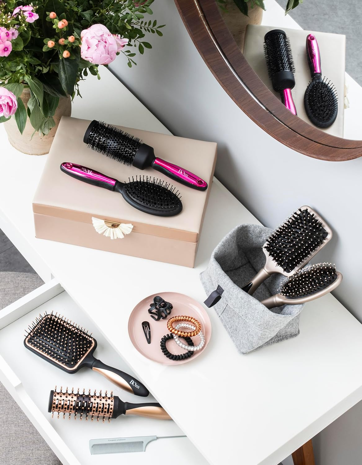 Fancy Oval Brush - Special Hair Removal - All Hair Types - Paris