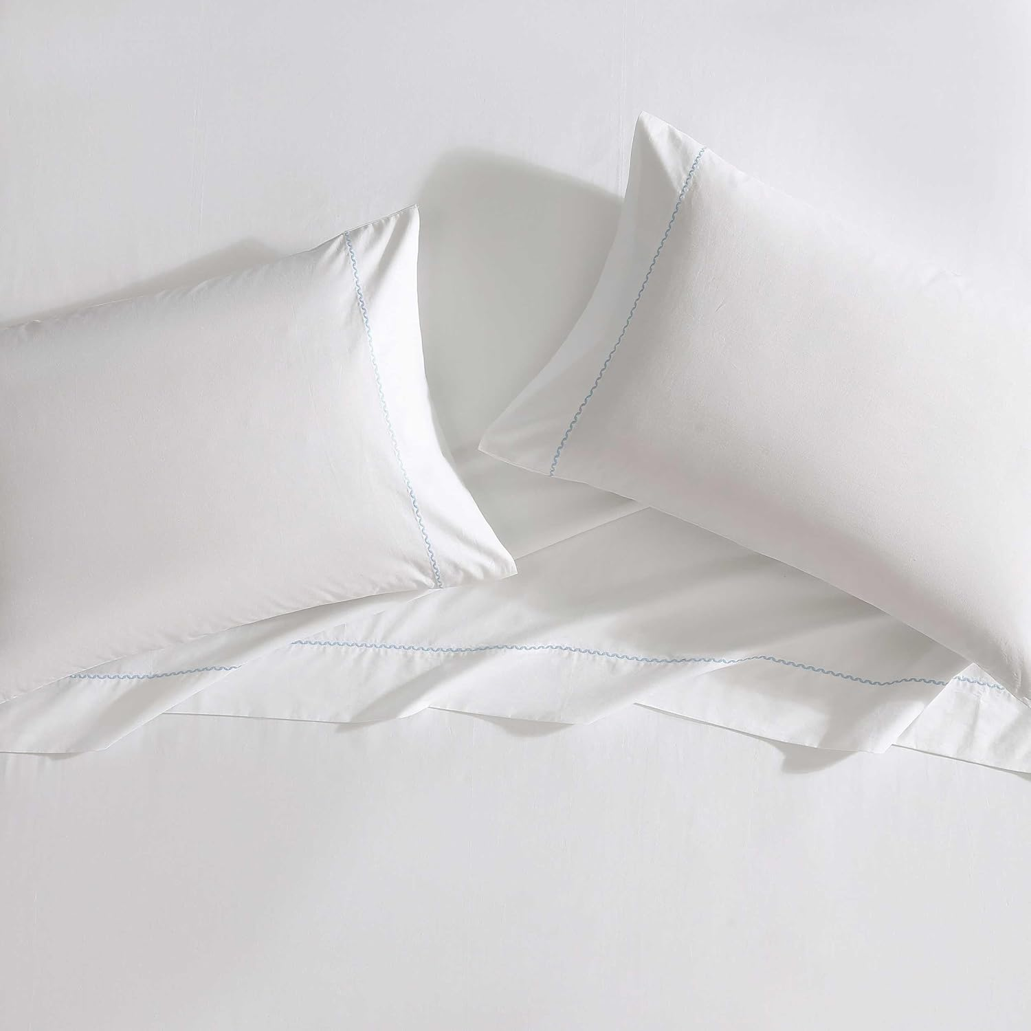 Laura Ashley - Sheet Set, Breathable Cotton Percale Bedding with Matching Pillowcases, Soft Home Decor (Scallop Blue, Full) image number 4