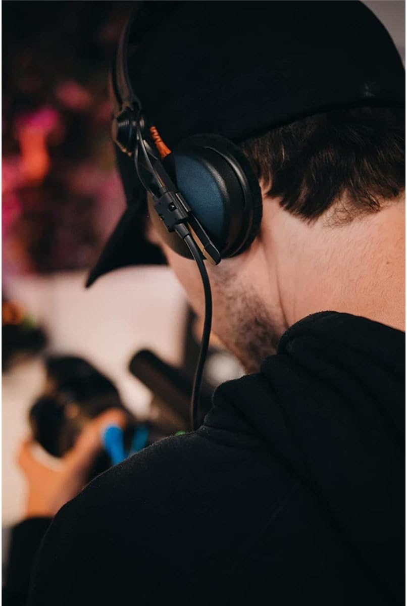 Sennheiser HD 25 Special Edition Closed-Back On-Ear DJ & Monitoring Headphones | Rotatable Capsule for Single-Ear Listening | Exclusive Carry Case & Velour Ear Pads | Black (509271)