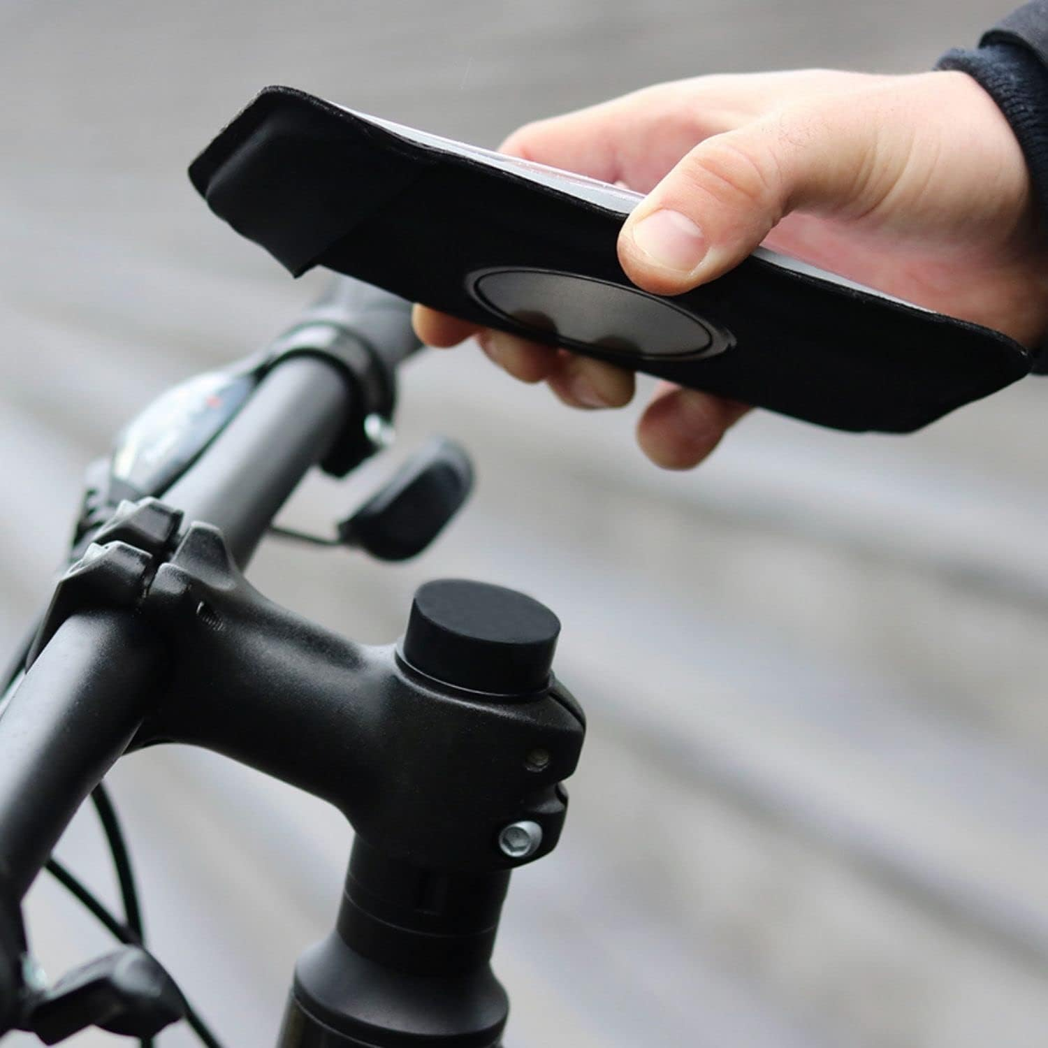 Shapeheart - Magnetic Bike Phone Holder for Bike Stem anti Vibration Waterproof Phone Holder for Bike 360&deg; Orientation image number 1