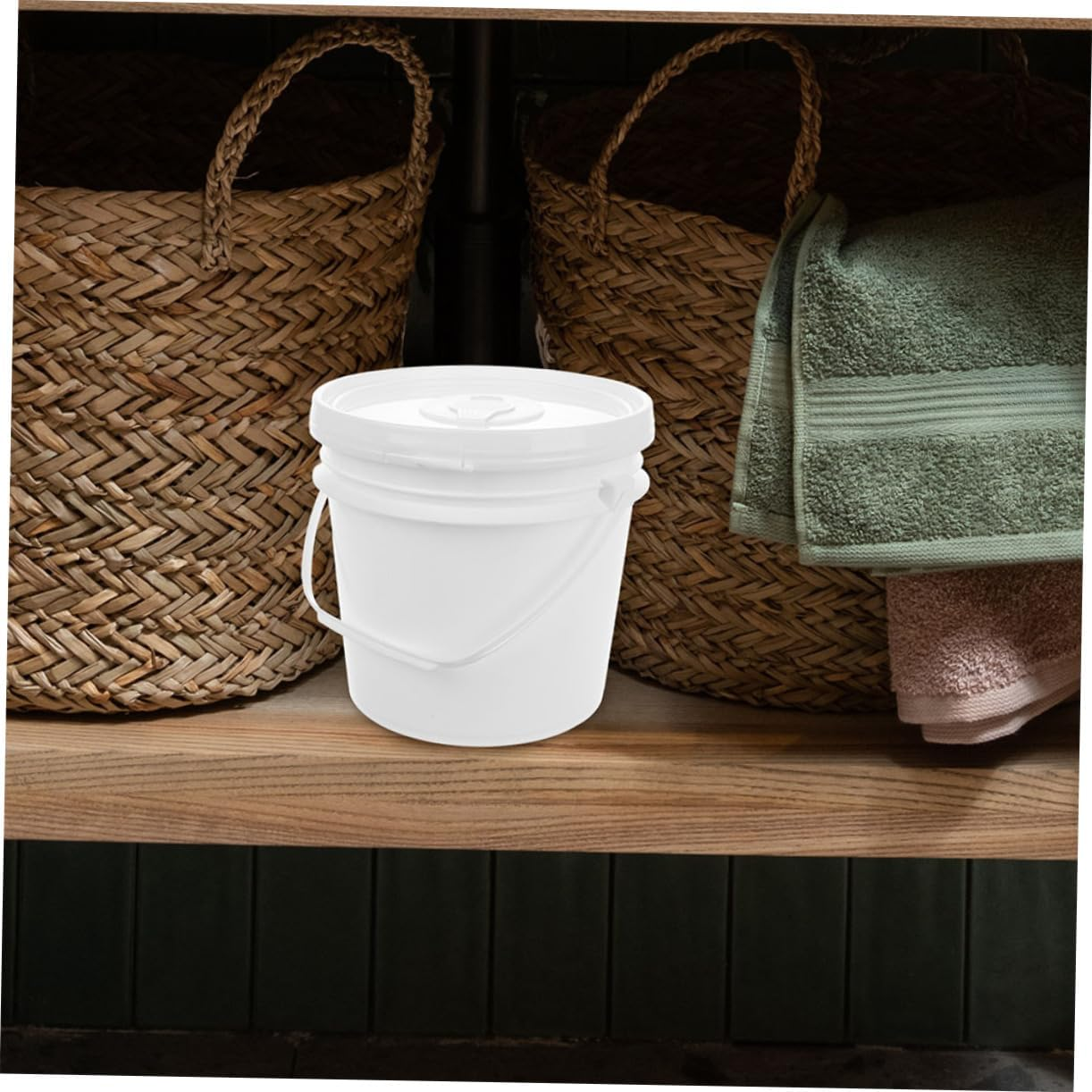 Wet Wipes Bucket Lid and Handle Multipurpose Wipes Dispenser for Bathroom Kitchen for Car Use image number 1