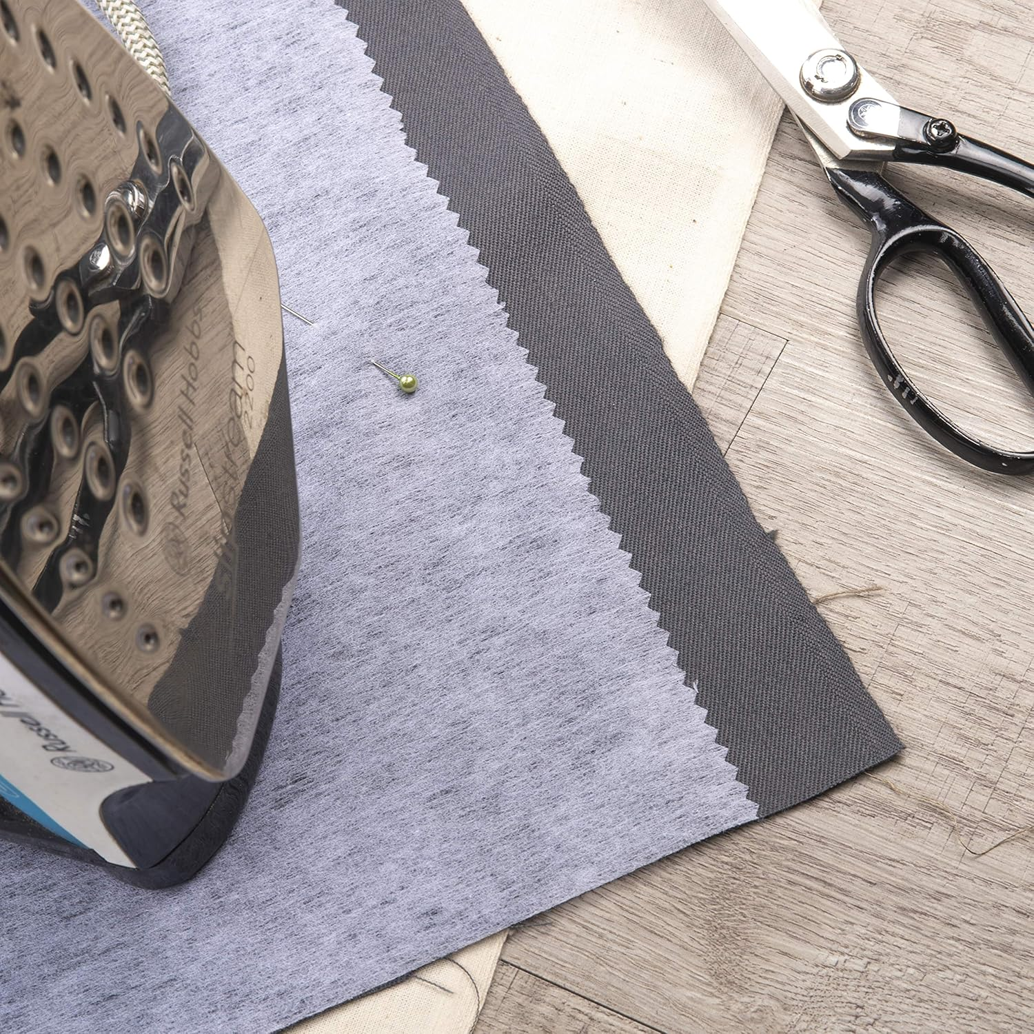 Iron On/Fusible Interfacing Fabric - Light Weight 75Cm Wide - 1 Metre - White (Non-Woven)