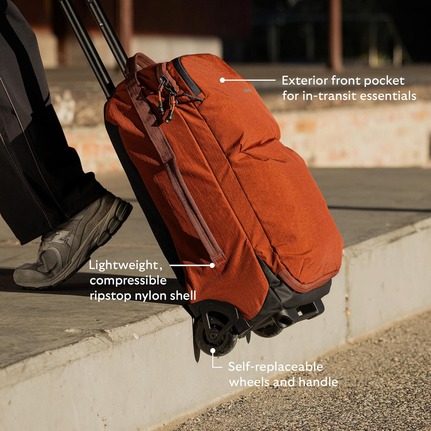 Bellroy Lite Carry-On (38L Lightweight Luggage, with Built-In Packing Cubes and a Compressible Shell) - Black