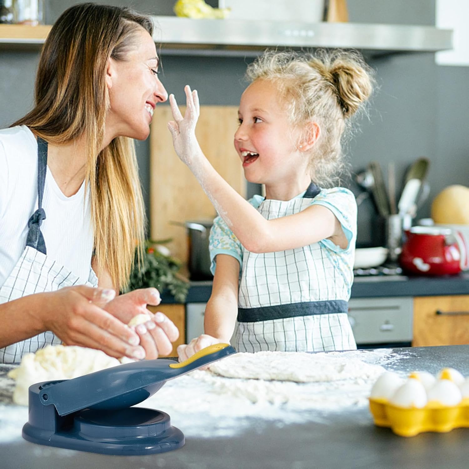 Shurzzesj Dumpling Dough Press | 2 in 1 Dough Press Cutter,Dough Presser Dumpling Skin Artifact, Skin Wrapper Mould, Dumpling Wrappers Empanada Maker Kitchen Gadgets image number 4