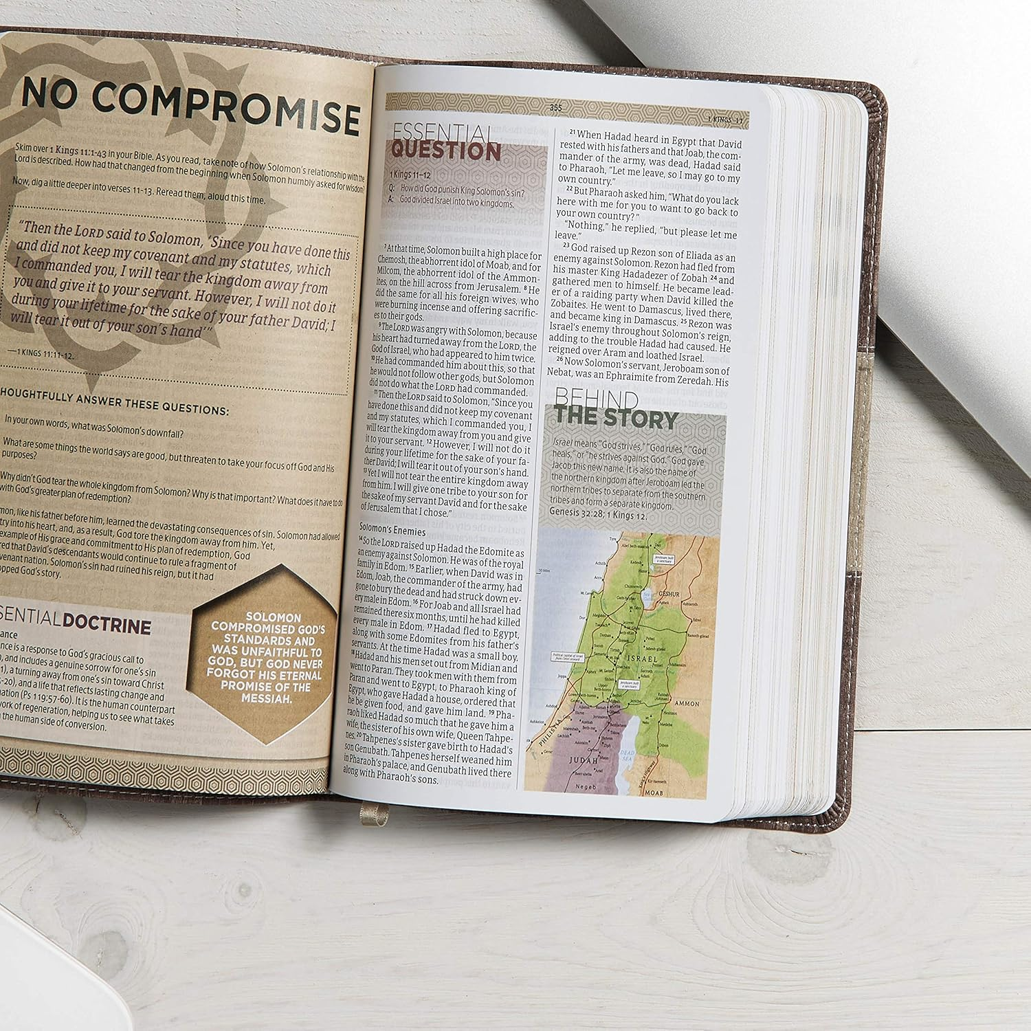 CSB Essential Teen Study Bible, Weathered Gray Cork Leathertouch image number 1