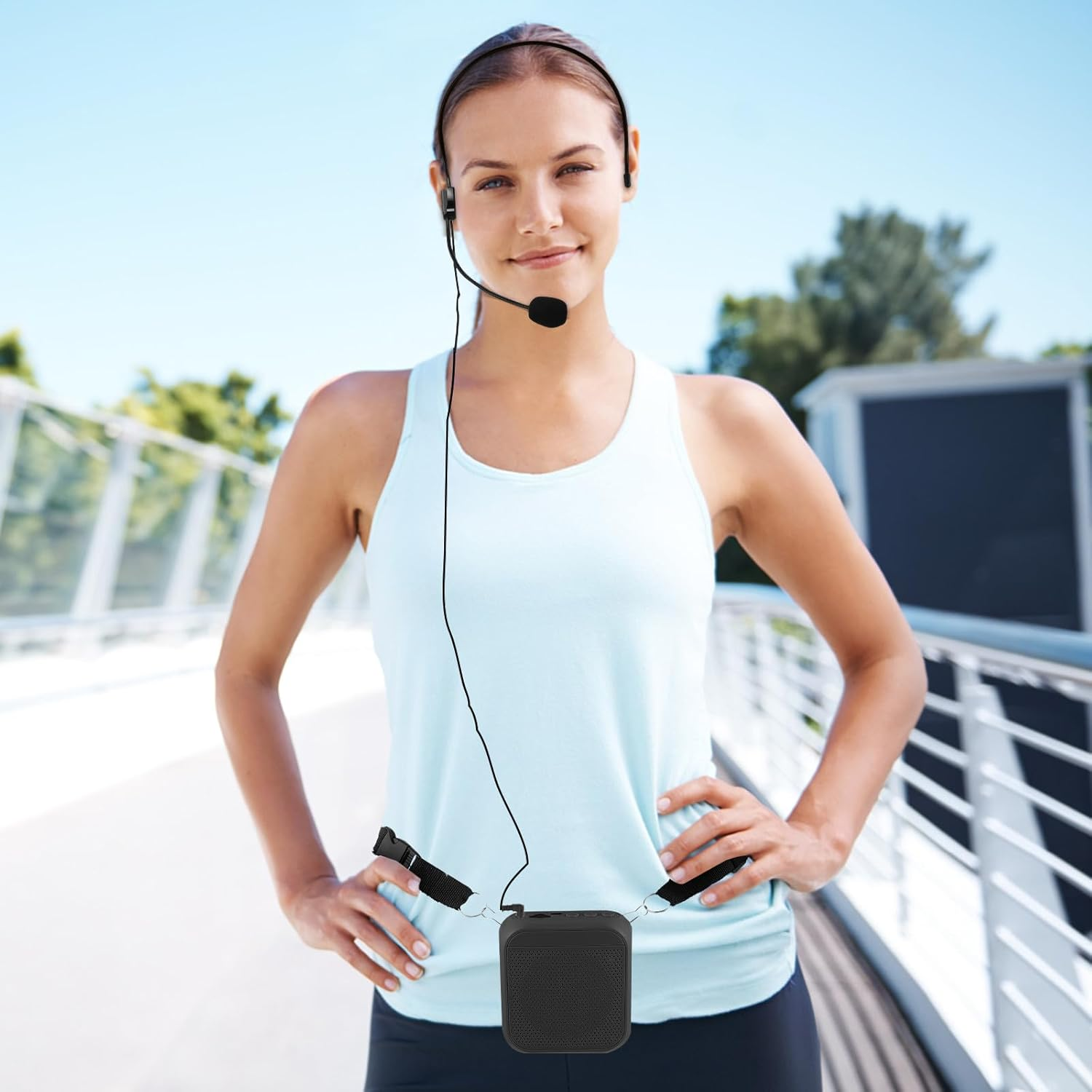 YOSADIER Wireless Portable Voice Amplifier with Microphone, Convenient Wireless Connection Sound Amplifier for Presentations and Teaching, Rechargeable Dc3.7V Compact Speaker for Travel And image number 3