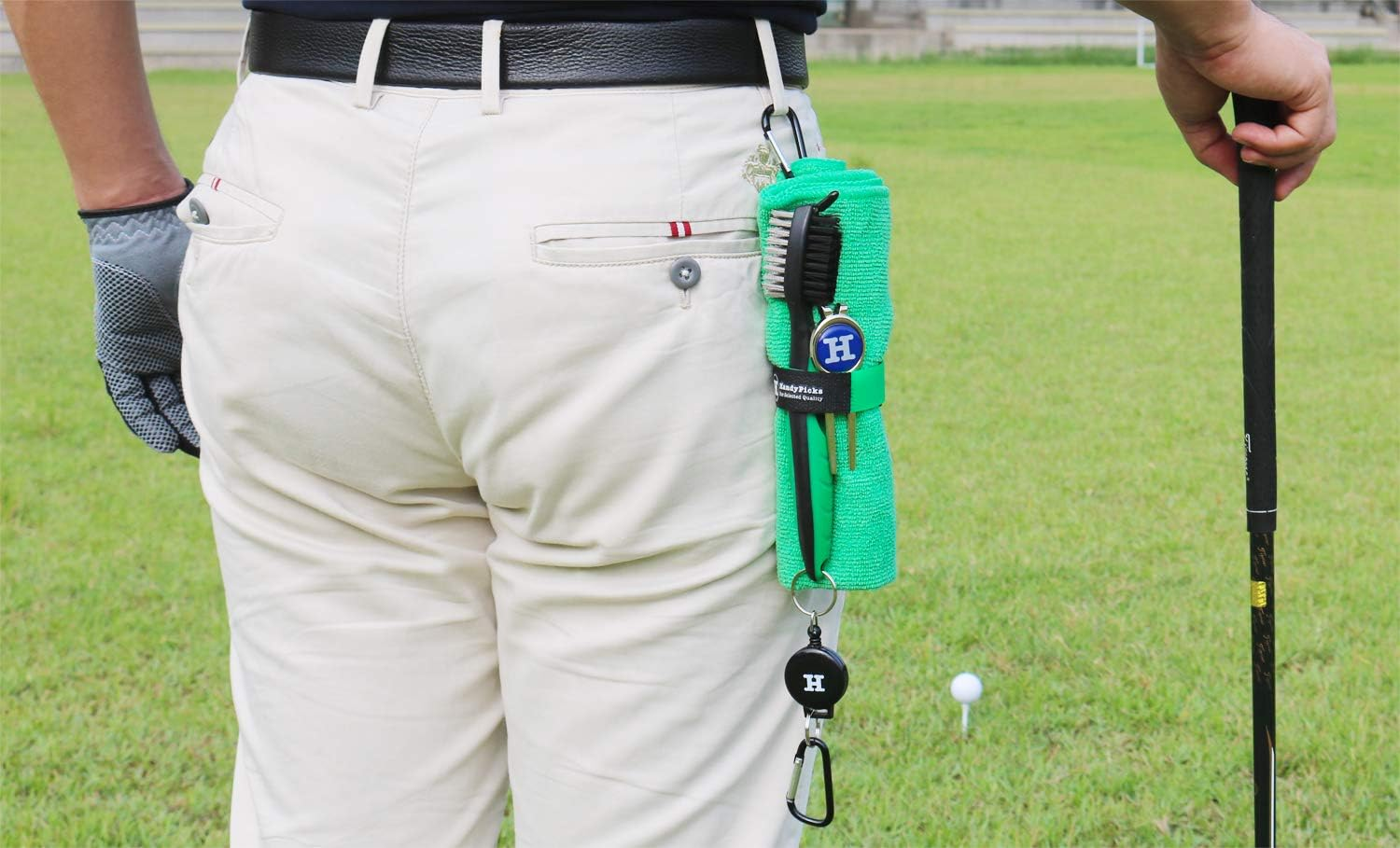 Handy Picks Microfiber Golf Towel (40 X 40Cm) with Carabiner, Club Brush, Golf Divot Repair Tool with Ball Marker - Golf Accessories, Ideal for Golfers 3 in 1 Golf Cleaning Kit image number 3