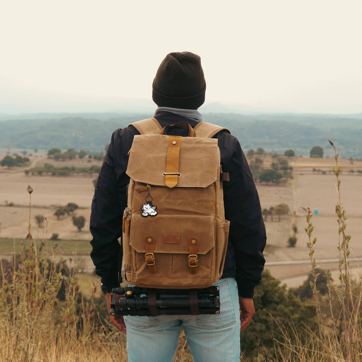 Reflexy Flying Unicorn Cat Reflector Pendant &ndash; Recycled Felt Pedestrian Reflector Reflector Pendant Unicorn Cat Fly Magic Dream Dream Kitten Cloud image number 1