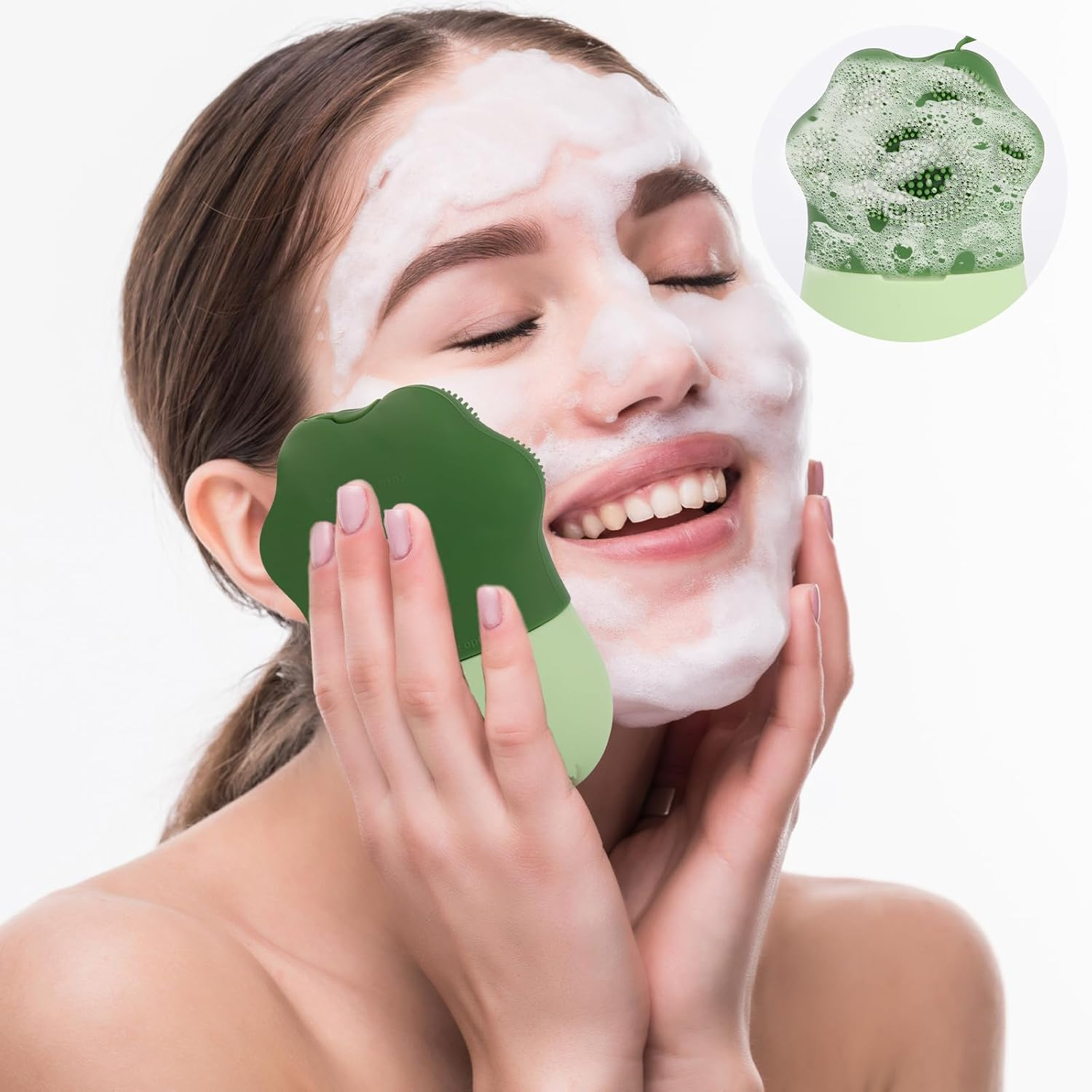 BTYMS Ice Roller for Face and Eye Paw-Shaped, Refillable Silicone Ice Cube Roller Massager for Anti-Wrinkle, Reduce Puffiness, Shrink Pores, Fine Lines, Improve Skin Elasticity - Green image number 4