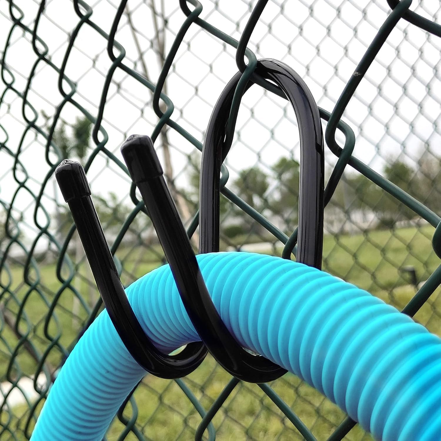 6PCS Chain Link Fence Hooks, Fence Hangers for Leaf Rakes, Pool Poles,Nets,Brushes,Skimmers,Vacuum Hoses Etc, Hooks for Chain Link Fence,Black image number 1