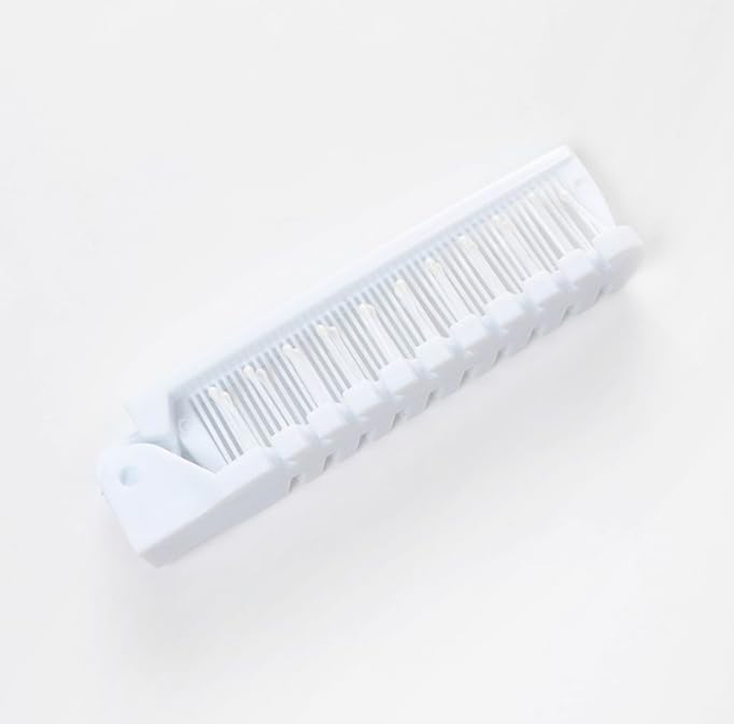 Foldable Comb, Pack of 2, Double-Sided Folding Combs in Black and White, Compact Travel Brush with Miniature Size for Handbag & Pocket - Universal Use as Beard Comb, Hair Brush & Bags image number 3