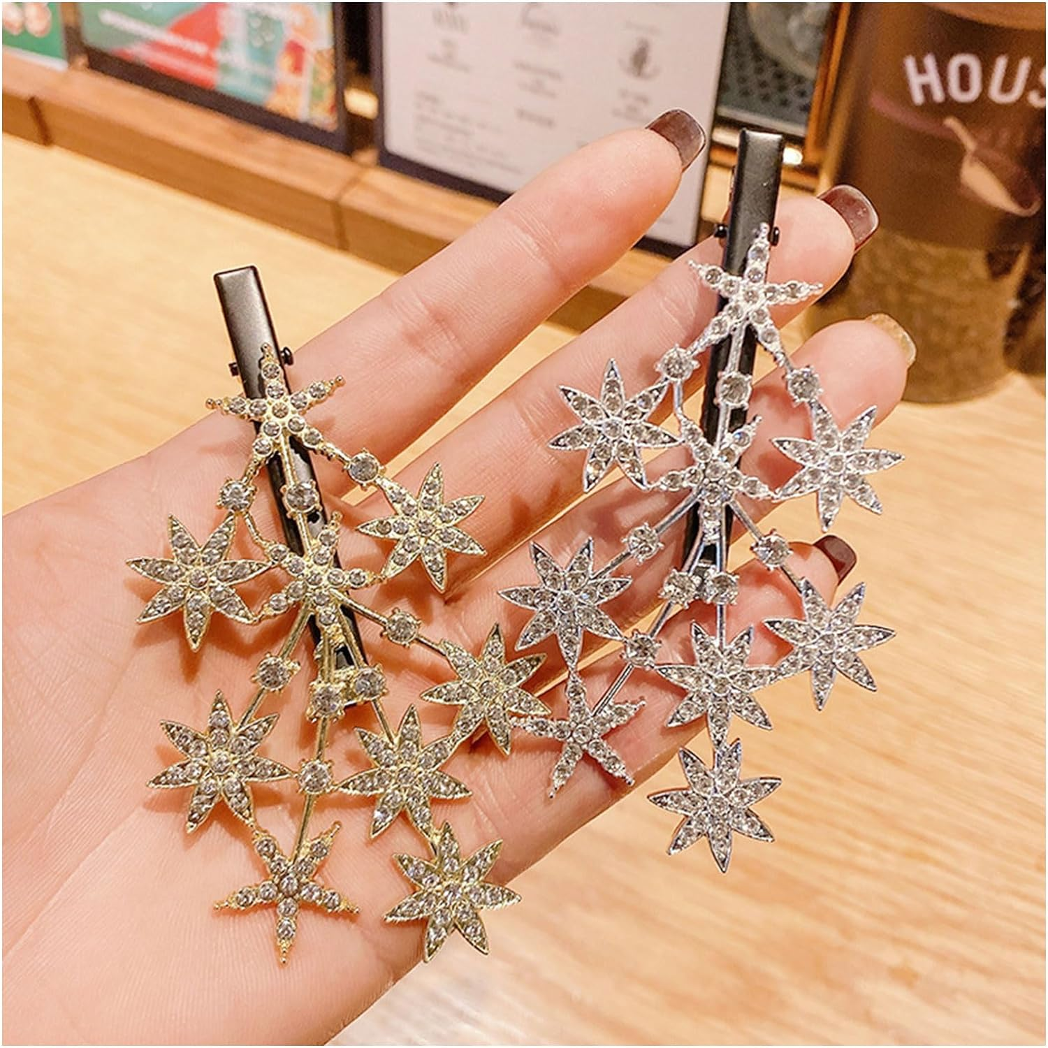 Bride Hair Accessories Wedding Star Hair Clips with Rhinestones Star Hairclips Crystal Hair Clips for Women Girls Hair Styling Accessories Rhinestone Star Hair Pins Headpieces 2Pcs image number 4