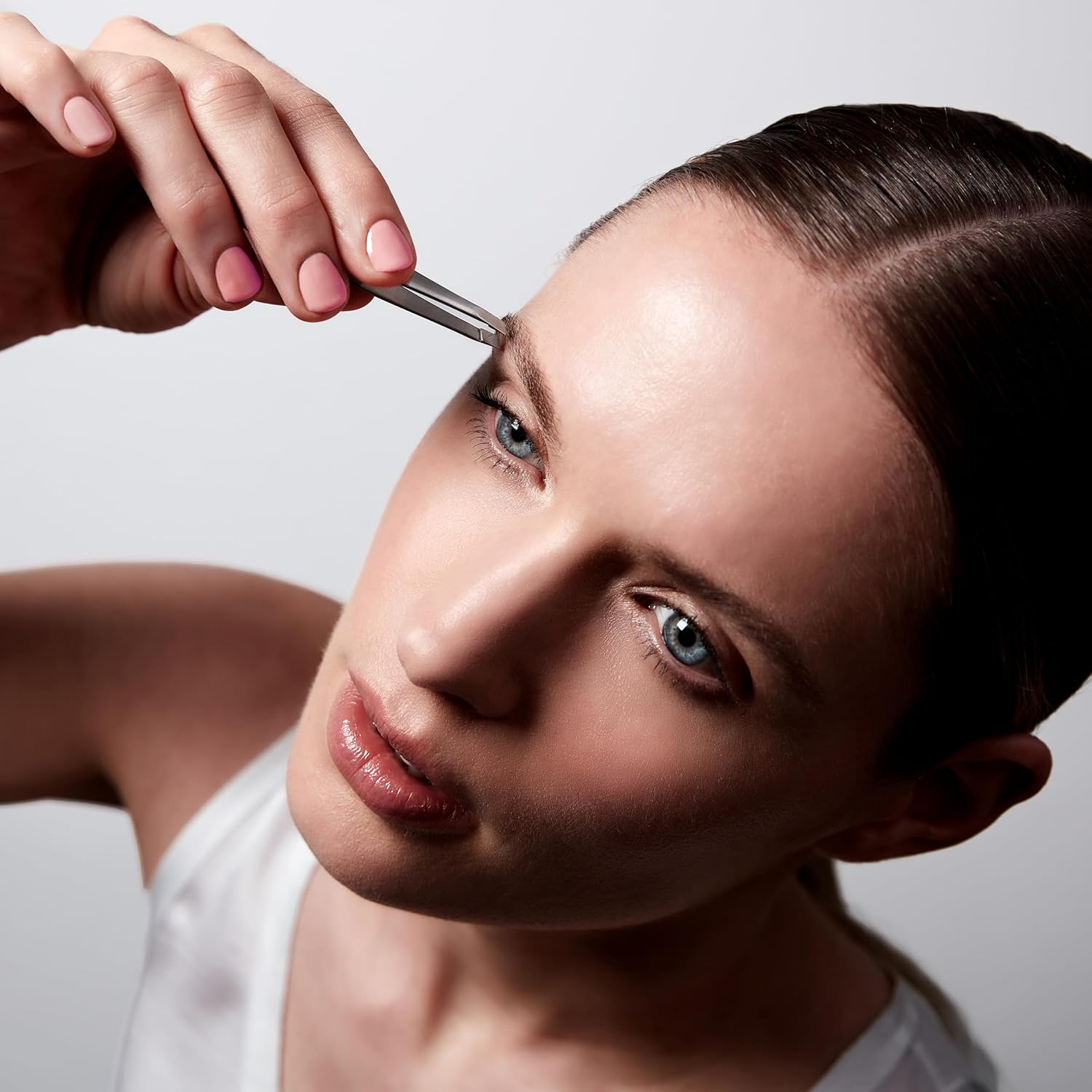 Zwilling Twinox Slant Tweezers image number 2