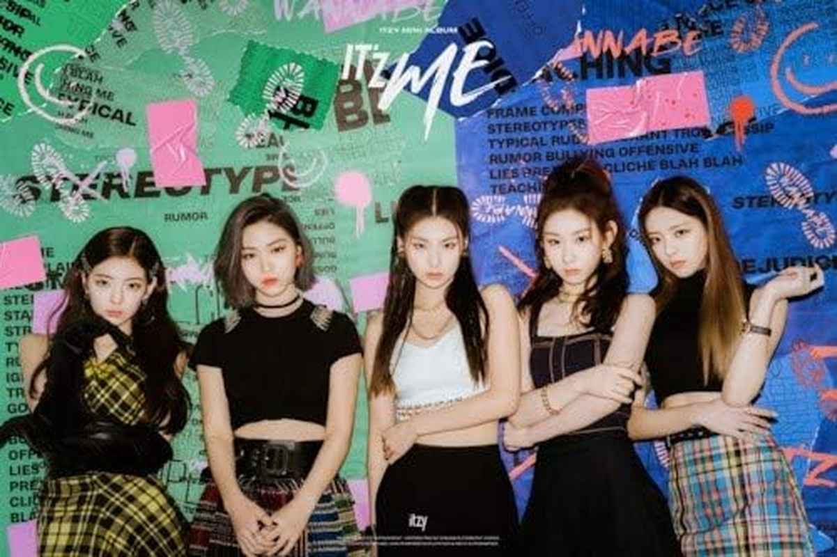 ITZY 'It'Z Me' 2Nd Mini Album Random Version Cd+80P Photobook+1P Cover Postcard+2P Photocard+Message Photocard Set+Tracking Kpop Sealed image number 3