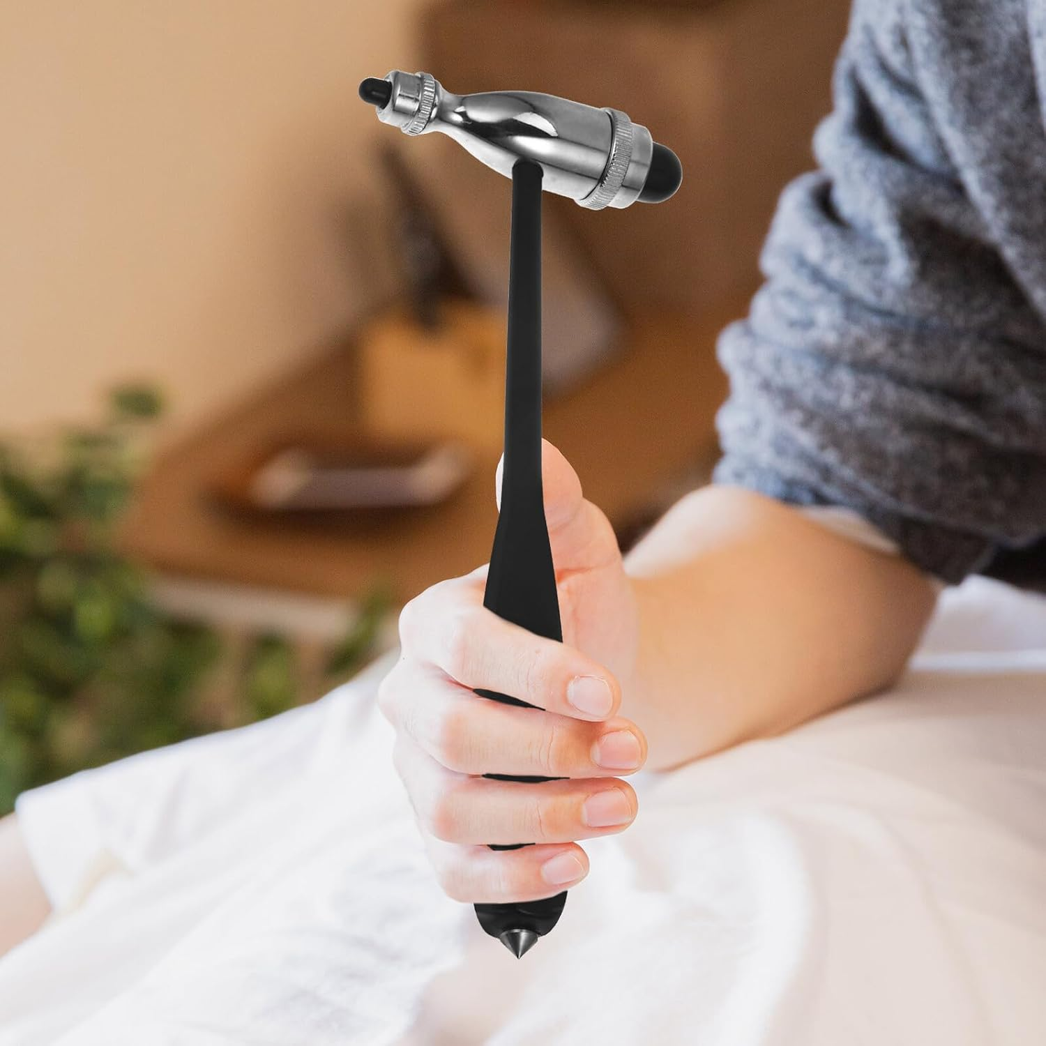 COHEALI Multi-Use Neurological Percussion Hammer with Long Handle for Precise Diagnostic Testing Stainless Steel Medical Hammer for Reflex and Muscle Response Assessment image number 3