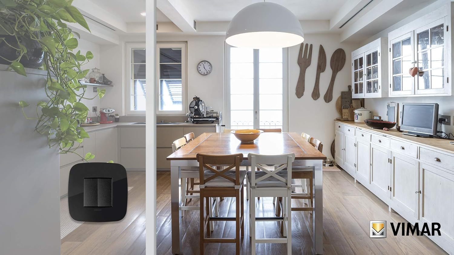 VIMAR 0K03906.08 Ark&eacute; round Friends of Hue Smart Switch Kit, Wireless Light Switch without Battery, Dimmer Switch Kit Contains Double Cover Plate, Mounting Frame, Switch and 2 Buttons image number 3