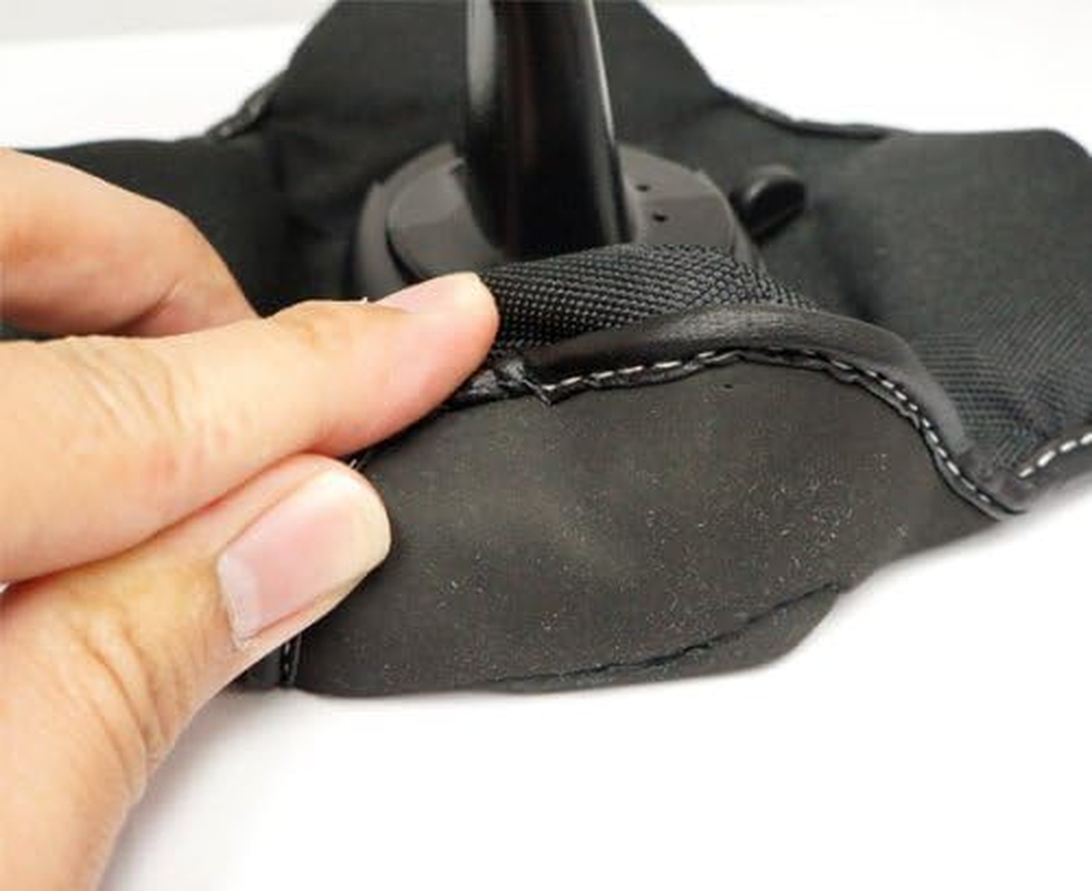 Chargercity Portable Beanbag Dashboard Friction Mount Compatible with All 17Mm Ball Joint Connection Nuvi Drive Drivesmart Dezl RV OTR LMT LM 5/6/7 Inch Screen GPS image number 1