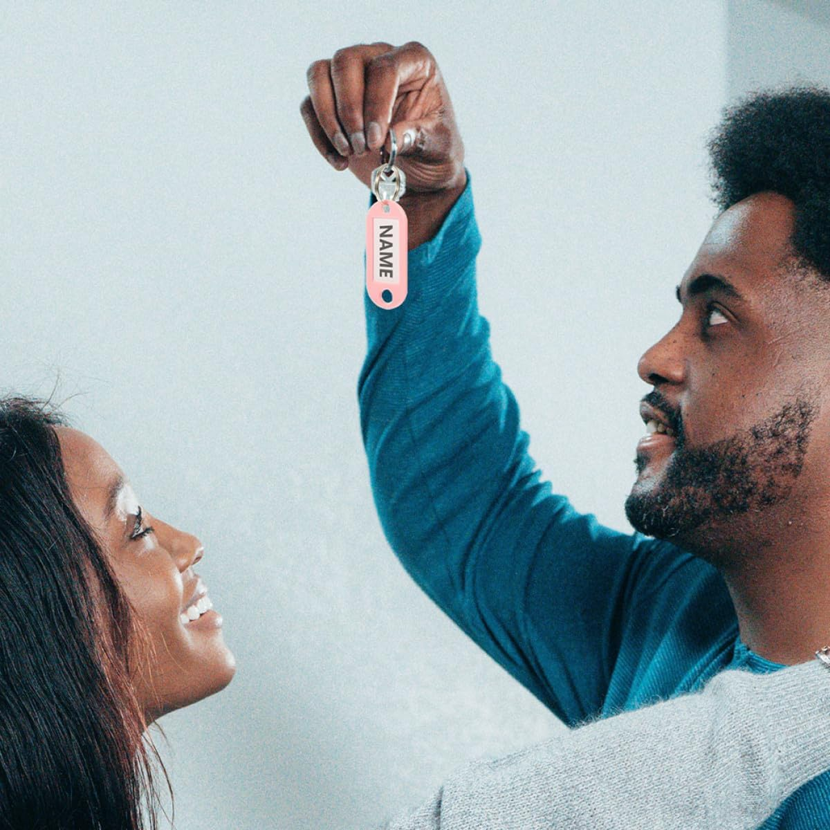 Totority 30PCS Cherry Blossom Pink Keychain Tags with Writable Labels and Rings, Compact Portable Key Identifiers and Luggage Markers for Travel Suitcases and Bag Organization