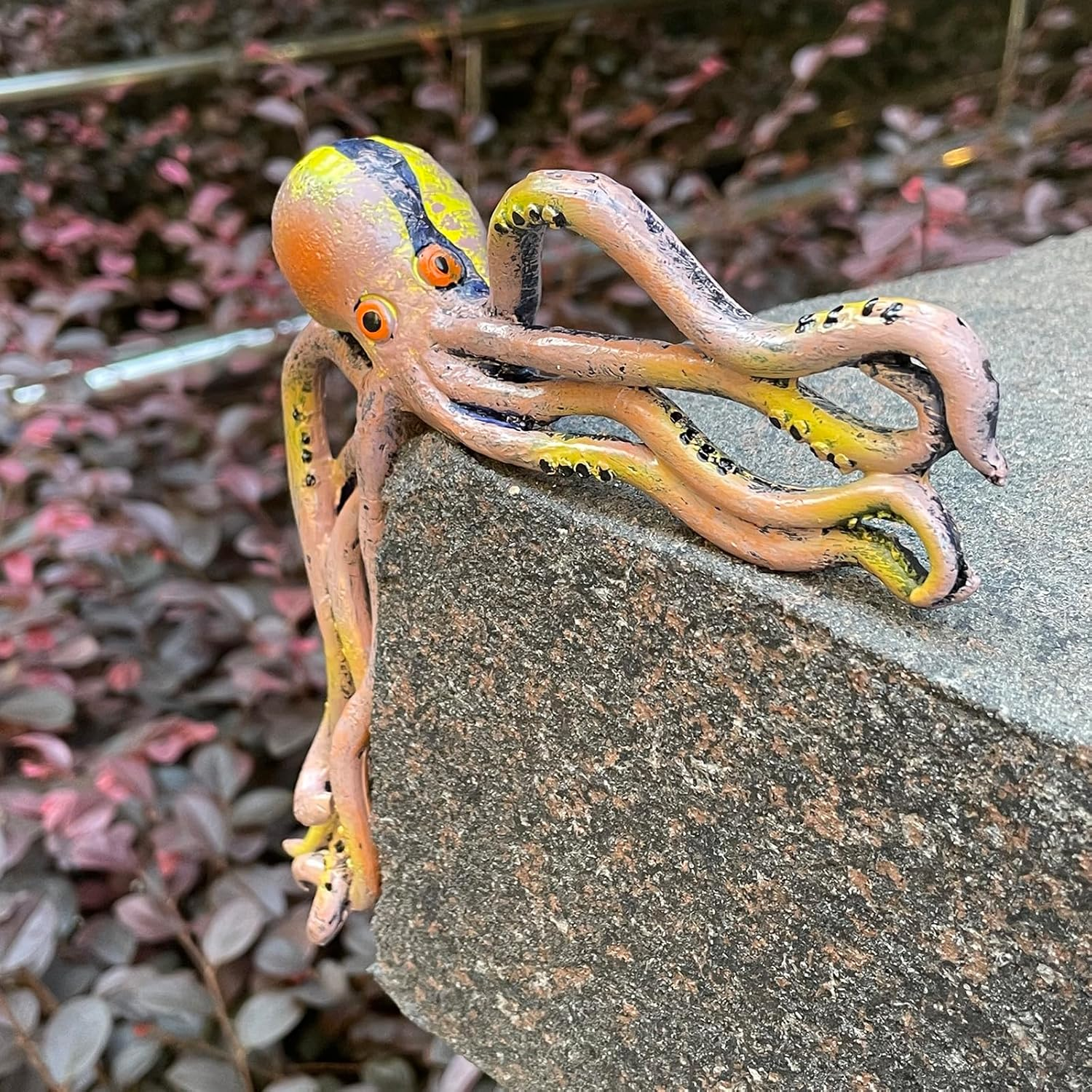 Cute Octopus Statue Door Sitter, 5.9 Inch Resin Sea Monster Figurines Wall Sculpture Coastal Beach Home Decor for Lake House Bar Bathroom Ocean Ornaments image number 2