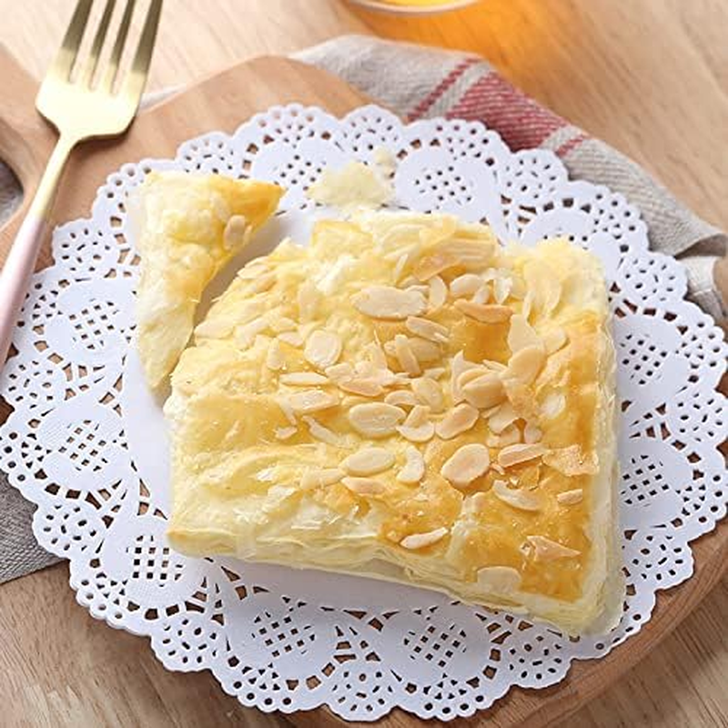 White round Lace Paper Doilies 8.5 Inch Disposable Lace Placemats for Food, Desserts,Cakes, and Baked Treats, Pack of 100 image number 1