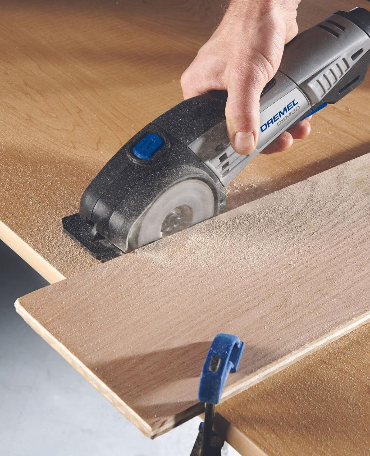 Dremel DSM500 Cutting Wheel for DSM20 Compact Saw, Circular Saw Blade with 20 Mm Cutting Depth for Straight and Plunge Cuts image number 3