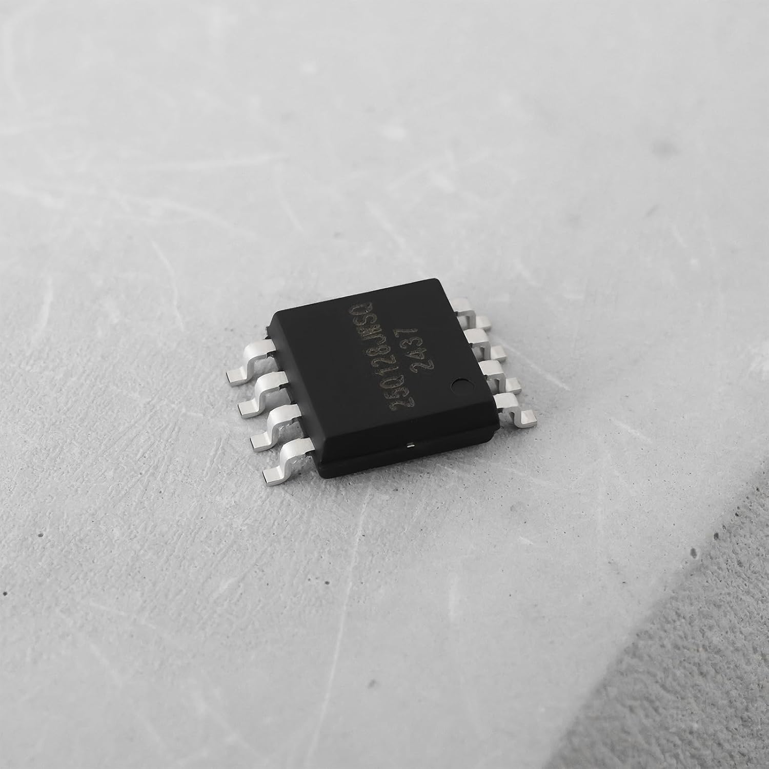 VGOL 2Pcs W25Q128JWSQ 128Mbit Serial Flash Memory Chip SOIC-8 Package SPI Interface for Embedded Systems and Data Storage Applications image number 3