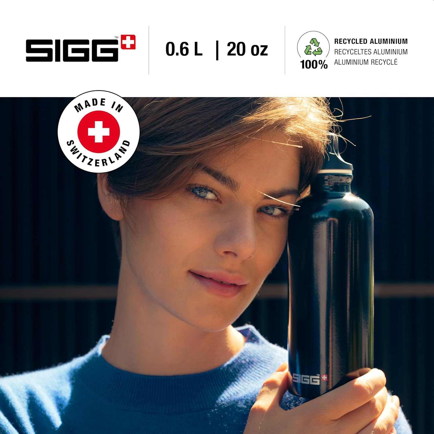 SIGG Aluminum Traveller Water Bottle (1.0 L), Black, Lightweight Reusable Water Bottles, Easy-Carry Leak Proof Water Bottle, Travel Bottles for on the Go, Bpa-Free image number 2