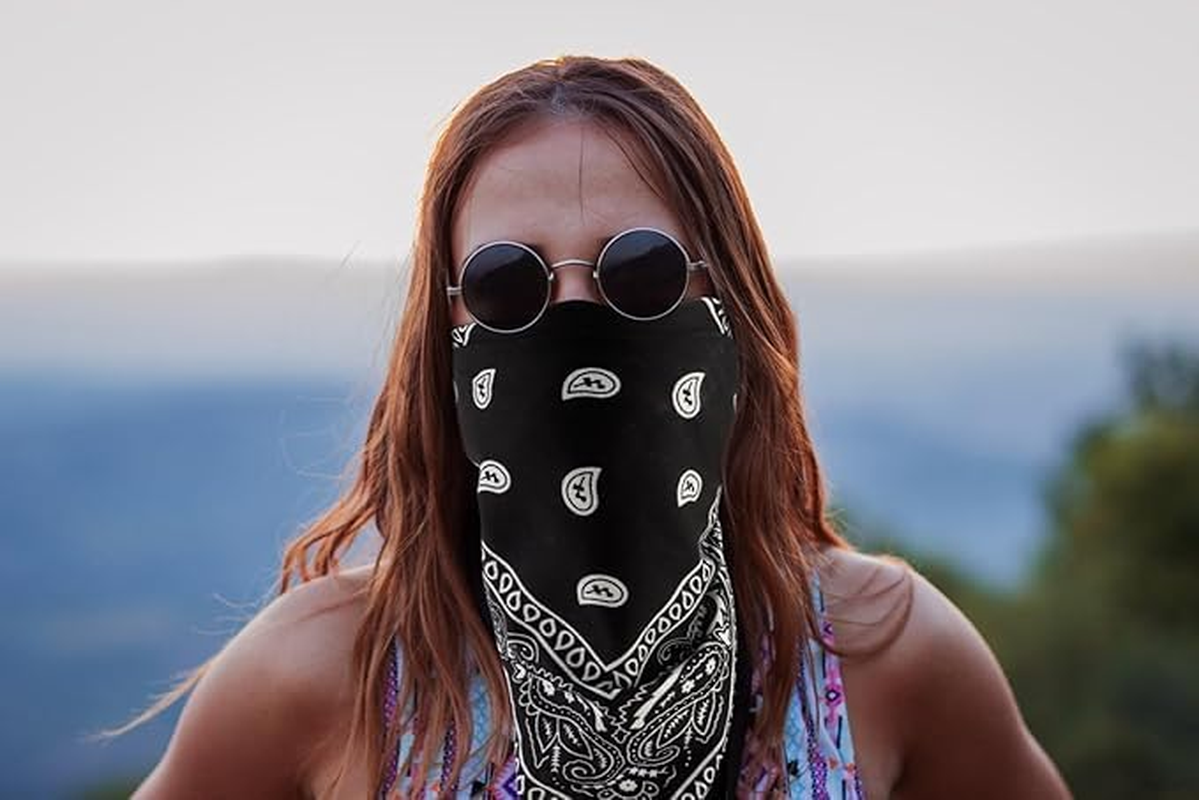 Headbands Cowboy Handkerchiefs for Men and Women Multi-Purpose Head Wrap Neck Scarf image number 5