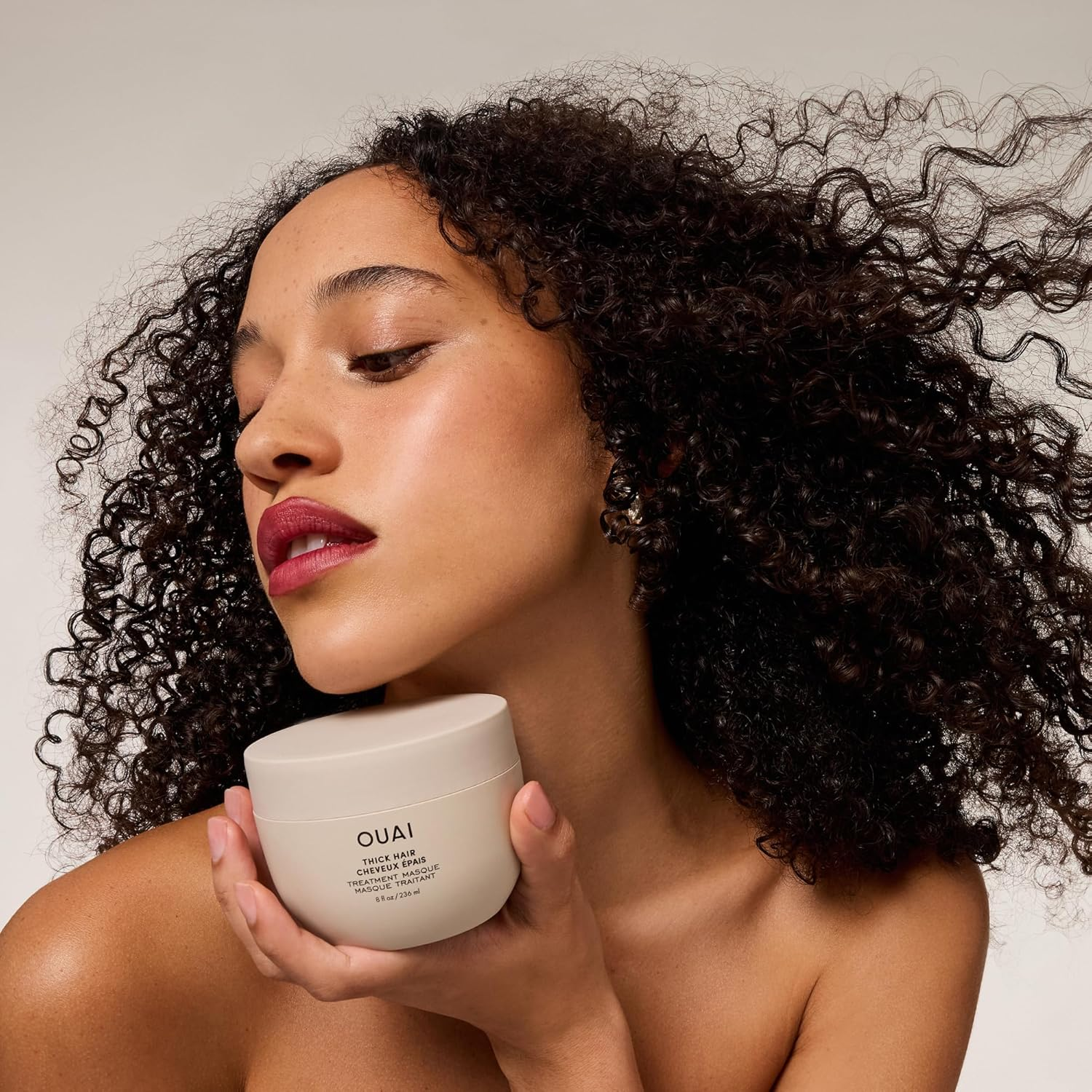 (NEW - THICK) - OUAI Treatment Masque. Repair and Restore Hair with the Deeply Moisturising Hair Masque. Leave Hair Feeling Soft, Smooth and Strong. Free from Parabens and Phthalates (101Ml) (NEW - THICK) image number 6