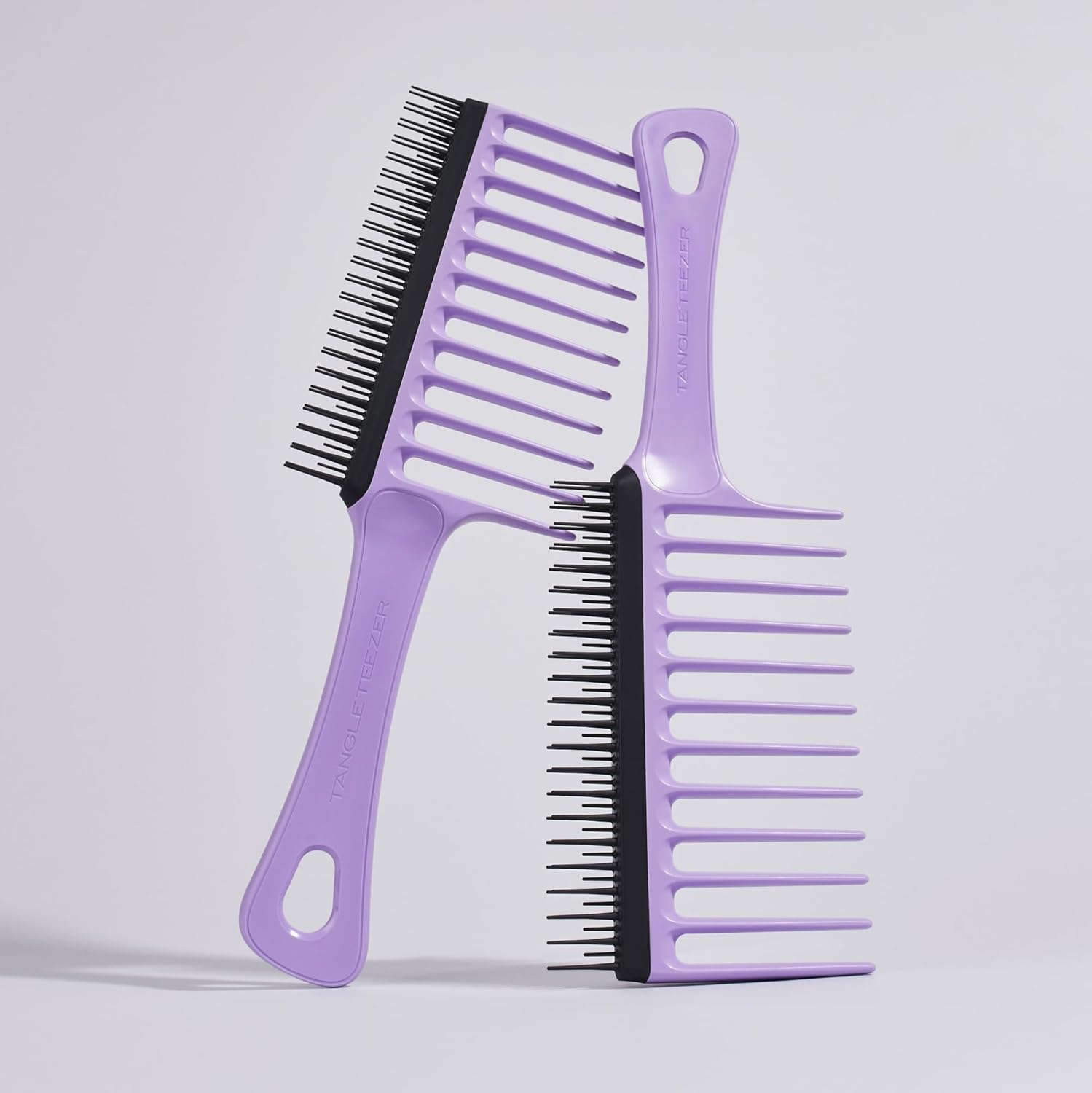 Tangle Teezer Wide Tooth Comb - Ideal for 3C-4C Curly Coily Hair - Long Teeth Detangle & Reduce Breakage - Two-Tiered Flexible Teeth Remove Shed Hair - Perfect for Brushing Out Curls - Lilac & Black image number 3