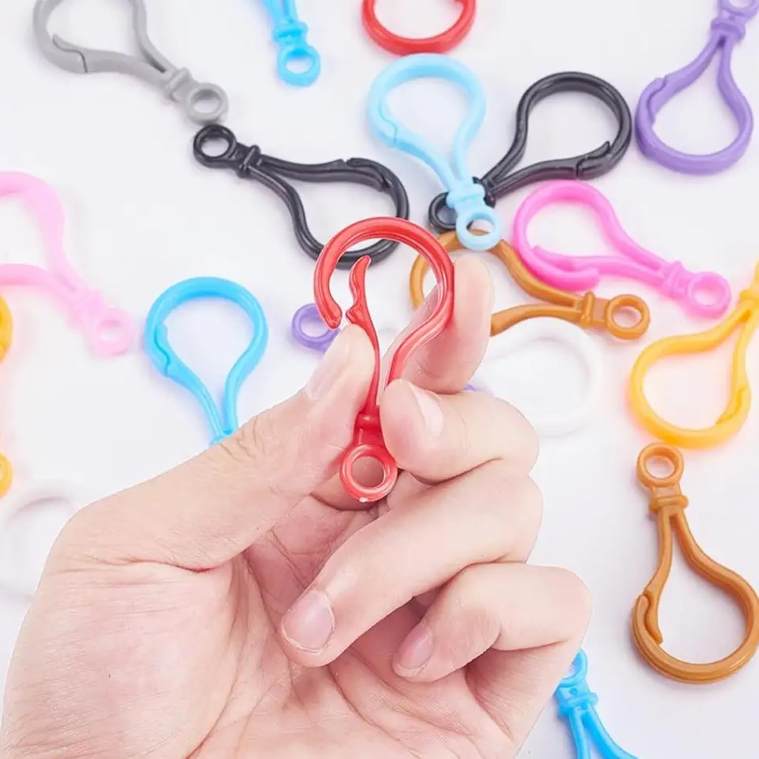 Lobster Clasp, 100 Pcs Multicolor Plastic Lobster Clasp Keychain Clips Lobster Claw for Keychain, DIY Handmade, Art Craft, Project