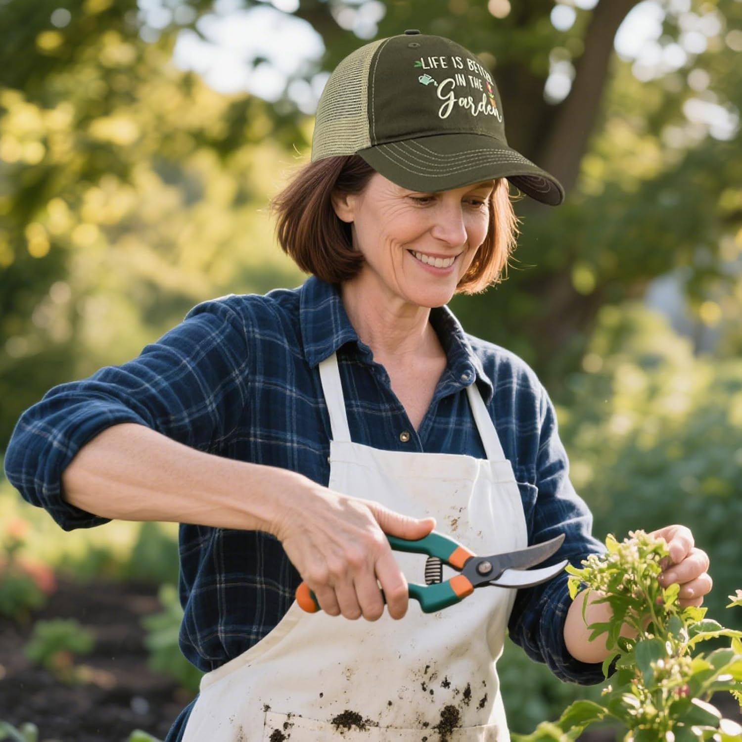 MINYJHZ Gardening Gifts for Women, Gardening Hat for Plant Lovers, Life Is Better in the Garden, Adjustable Embroidered Garden Trucker Hat Armygreen image number 5