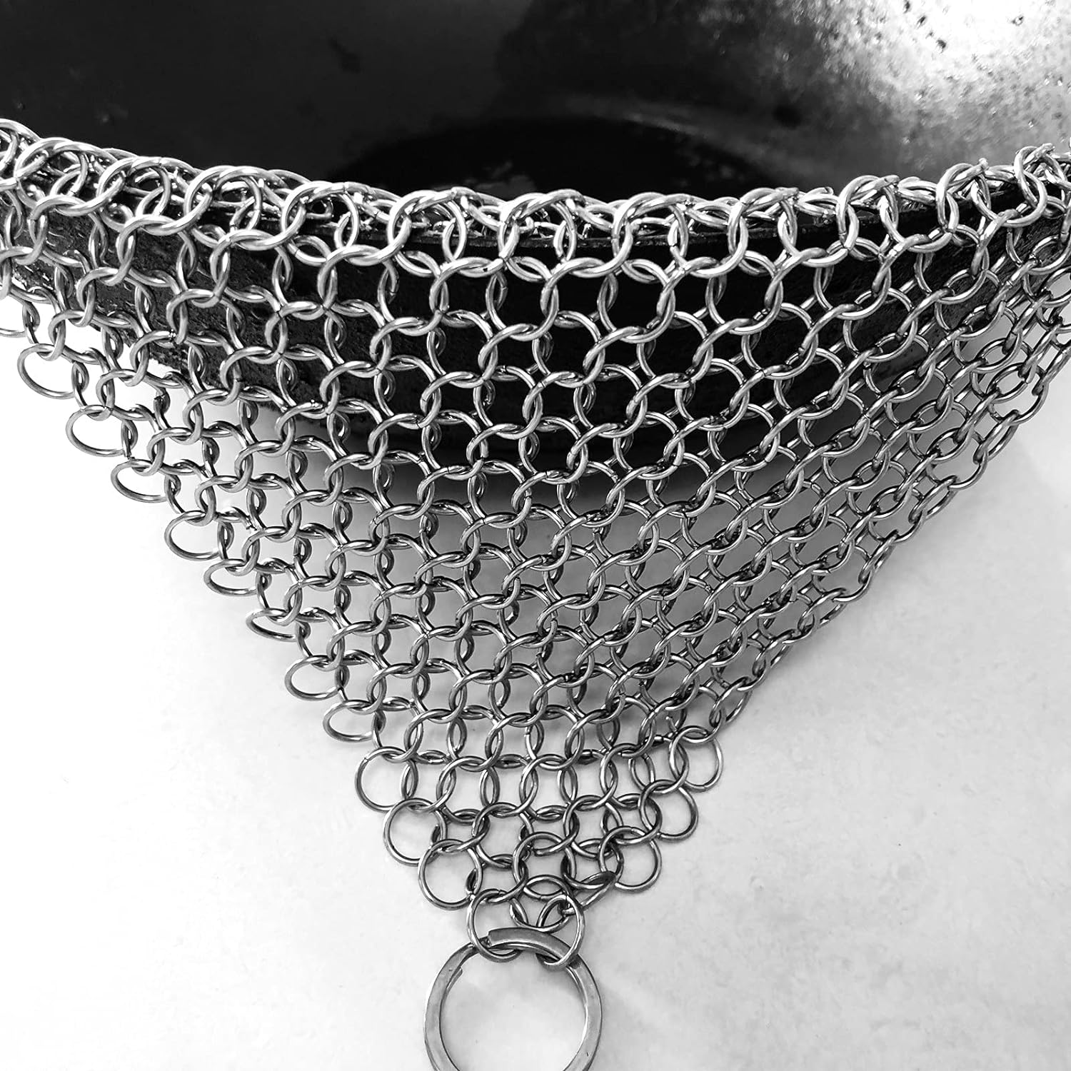 Stainless Steel Cast Iron Skillet Cleaner Chainmail Cleaning Scrubber with Hanging Ring for Cast Iron Pan image number 3