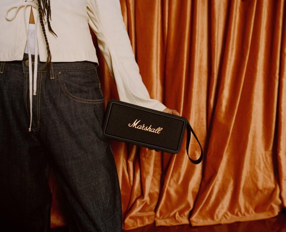 Marshall Middleton Portable Bluetooth Speaker (Black and Brass) image number 3