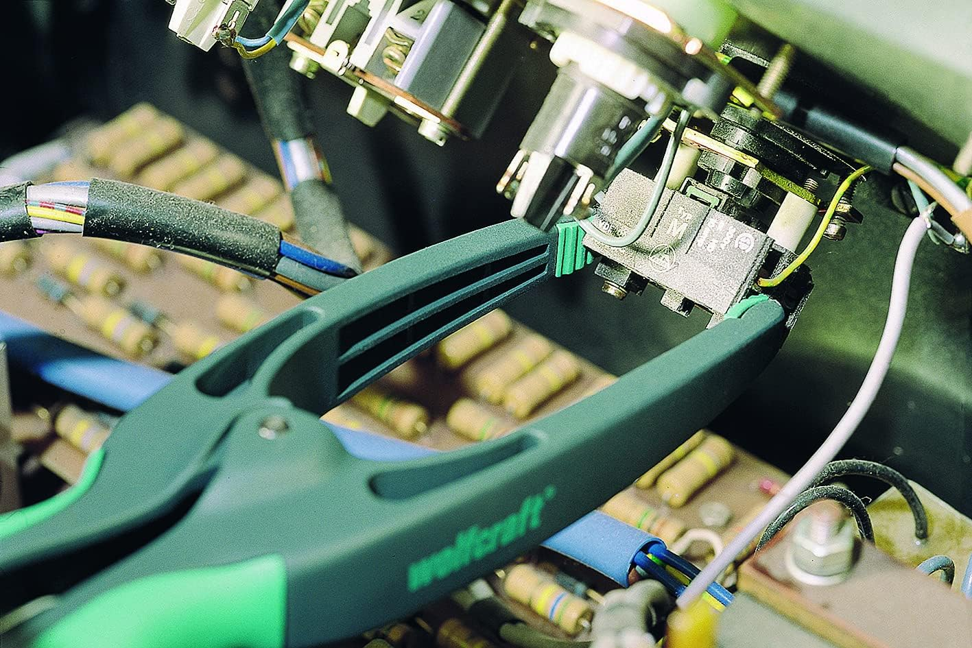 Wolfcraft PRO 70 Pointed Spring Clamp I 3633000 I Precision Clamp for Pinpoint Accuracy &ndash; Ideal for DIY and Model Building Projects image number 5