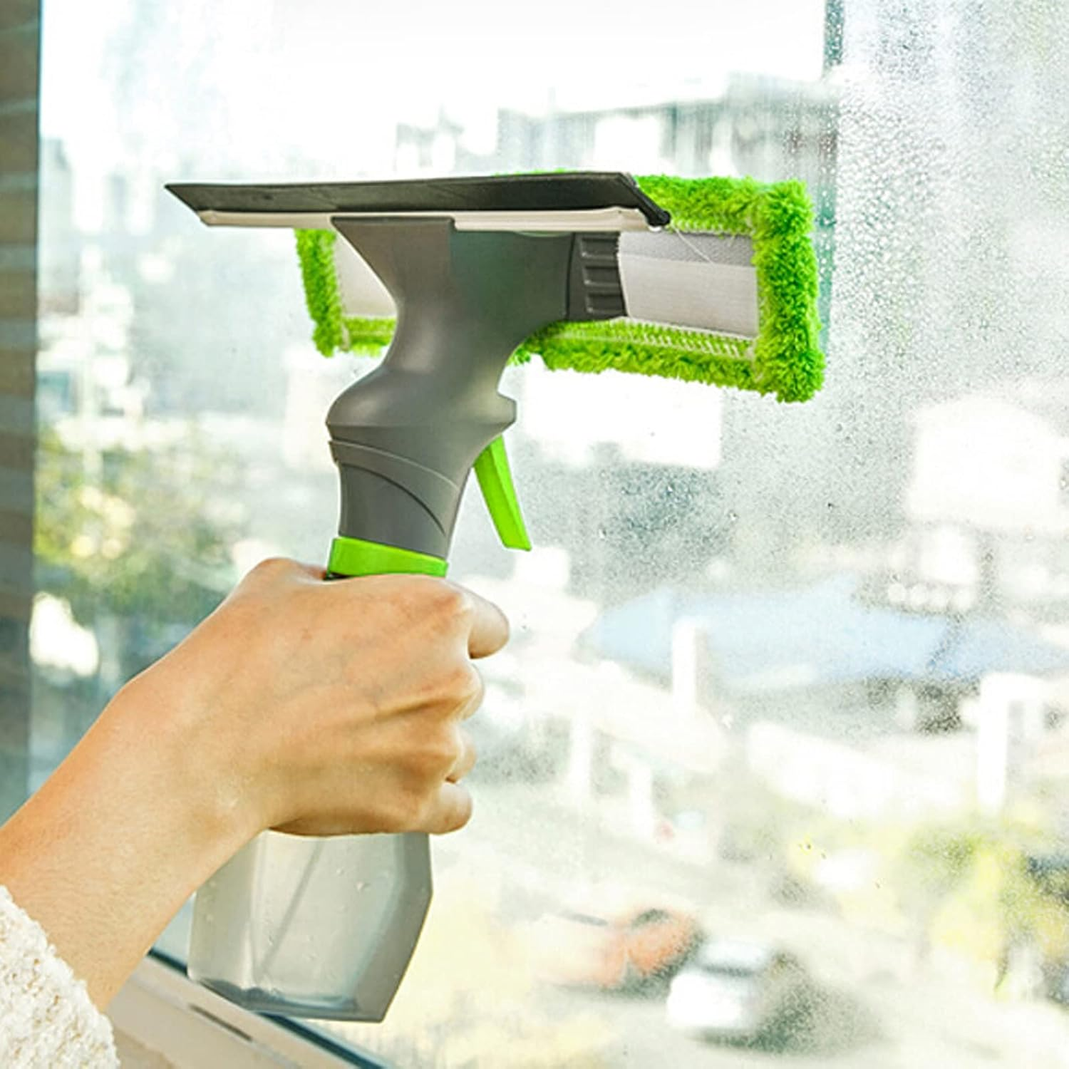 3-In-1 200 Ml Window Wiper with Spray Function, Window Cleaning with Sprayer, Window Cleaner, Removable Microfibre Window Cleaning Pad image number 5