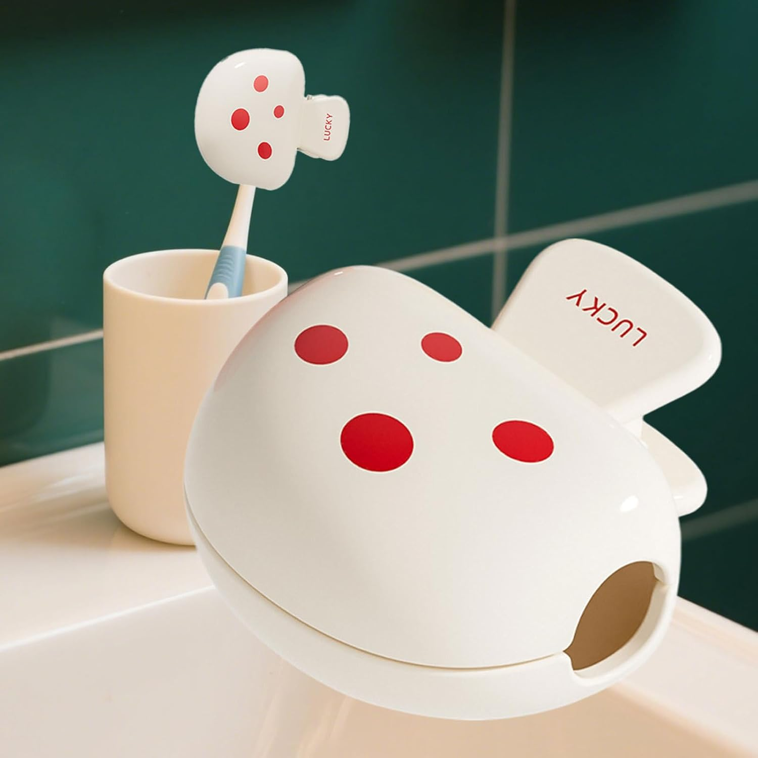 Brush Head Cover - Mushroom Shape Tooth Brush Head Protector Cover | Traveling Home Use Portable Cap, Decorative Clamps for Teens, Adults, Men, Women