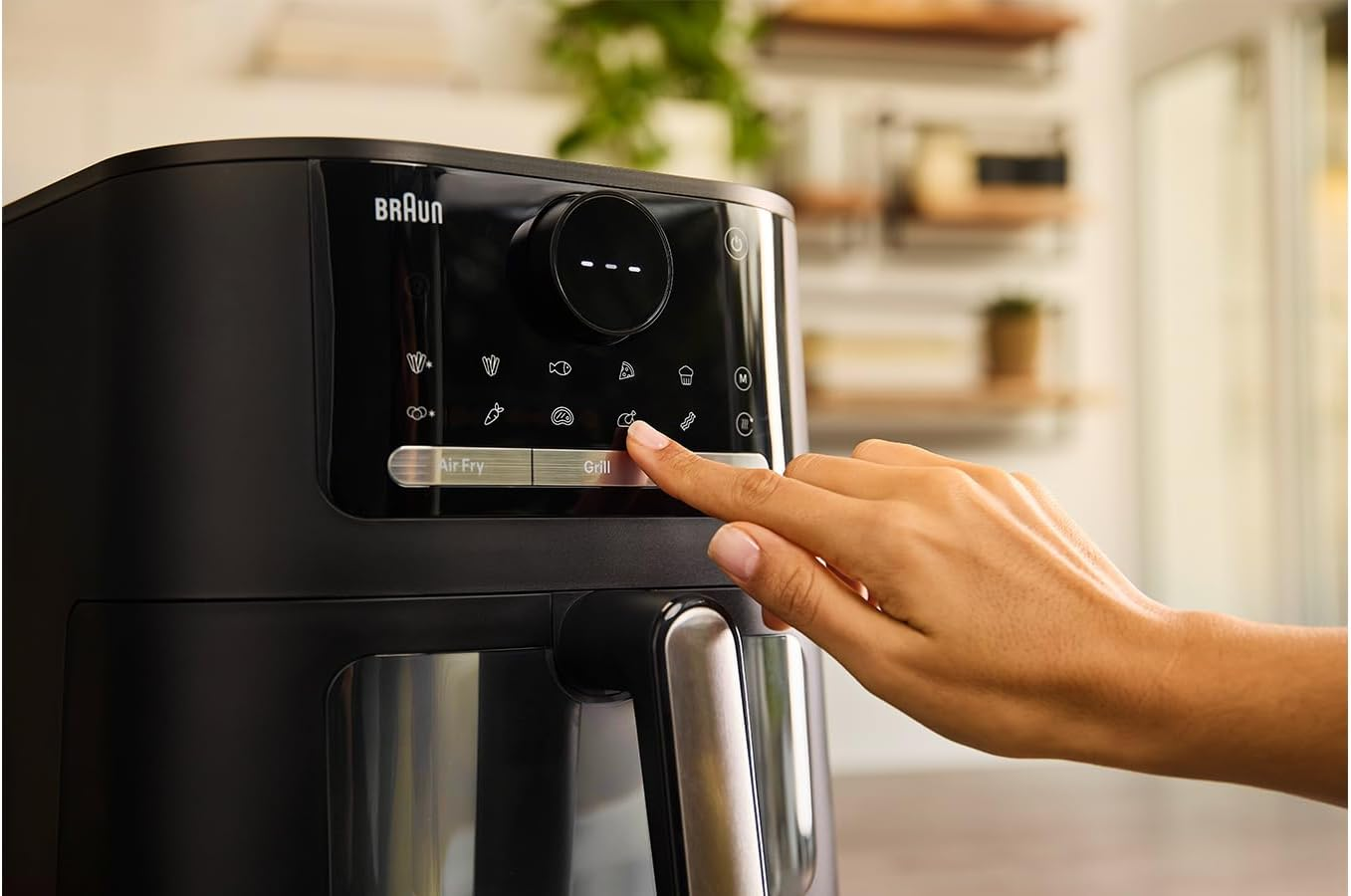 Braun Multifry 5 HF5073, 3-In-1 Air Fryer Oven with 6L Capacity, 80-200&deg; Digital Temperature Control, Realoven Tec, 20 Automatic Programs, Touch Control, Dishwasher Safe Basket, 2000W, Matte Black image number 1