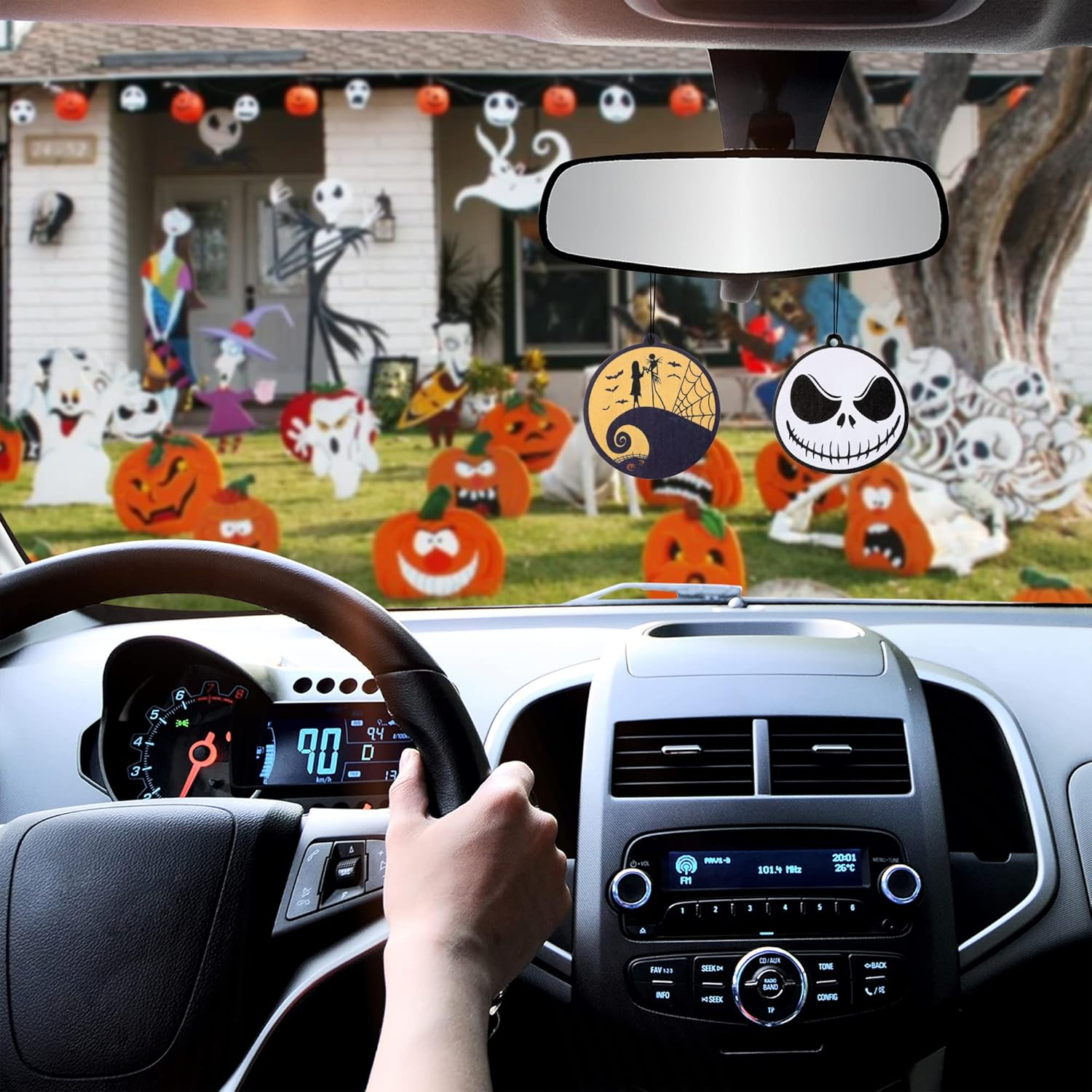 4Pcs Nightmare Sally Theme Car Air Freshener Hanging Fragrance Chips Zombie Bride Ghost Rearview Mirror Pendant Essential Oil Diffuser Hanging Scent Car Accessories Decor image number 5