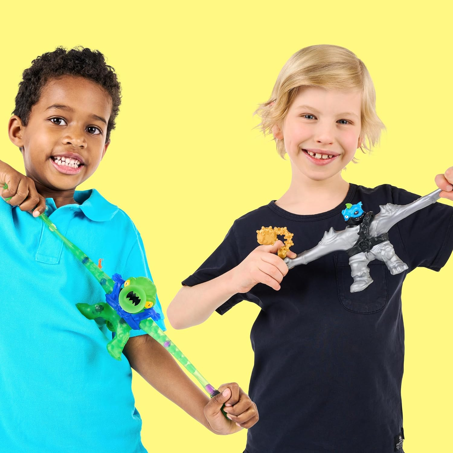 Heroes of Goo Jit Zu Cursed Goo Sea versus Pack Exclusive 2 Figure Pack Exclusive Pantaro with Color Change Face & Exclusive Squidor with Suction Attack image number 3