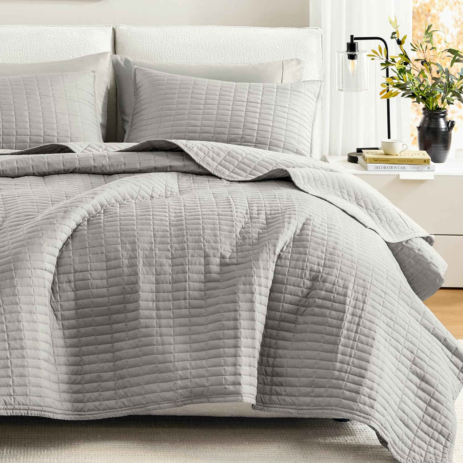 Comfort Spaces Kienna Quilt Set-Luxury Double Sided Stitching Design Summer Blanket, Lightweight, Soft, All Season Bedding Layer, Matching Sham, Ivory, Coverlet Twin/Twin Xl(66"X90") 2 Piece