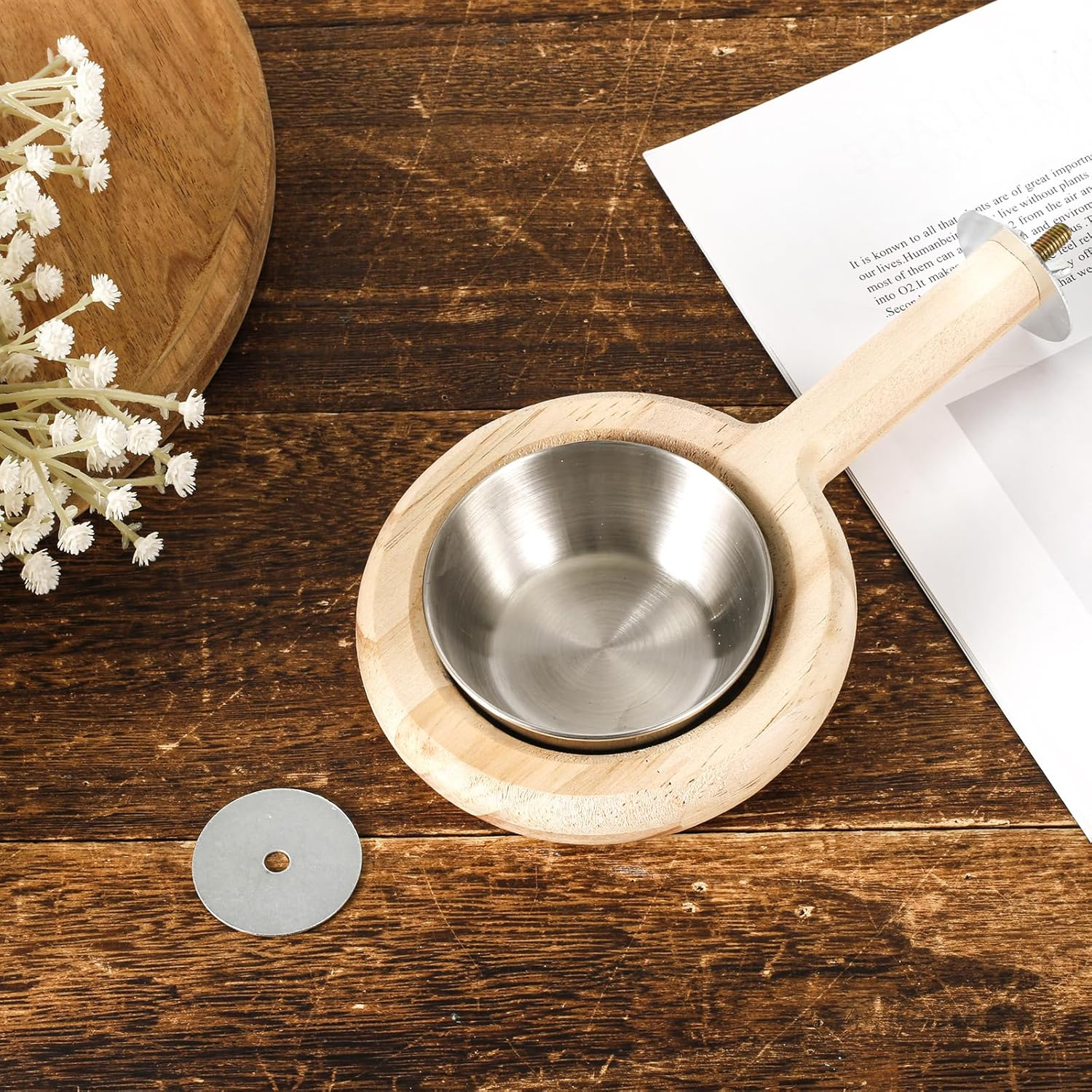 NQEUEPN Wood Parrot Perch with Feeding Cup for Parakeets, Cockatiels, Conures, Lovebirds, Budgies - Stainless Steel Bowl - Solid Wooden Perch Stand image number 4