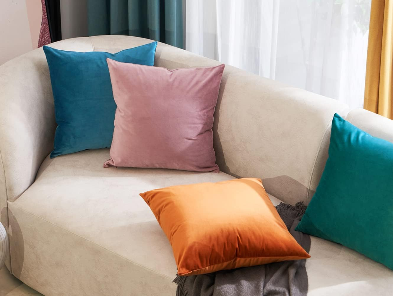 Lutanky Velvet Cushion Covers (Pack of 2) Lovely Rectangle Throw Pillow Cases Soft Solid Decorative Pillow Covers for Sofa Bedroom Car 12X20 Inch 30 X 50 Cm (Pink, 2 Pieces) image number 7