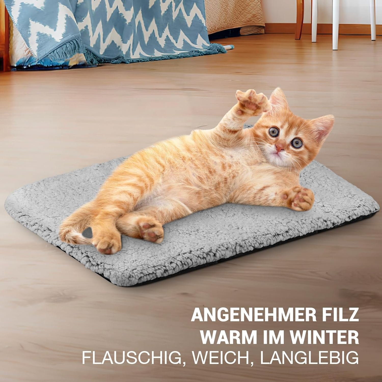 MOCOBO Cat Blanket, Heat Blanket, Washable, Non-Slip Base, Cream - 60 X 40 Cm image number 3