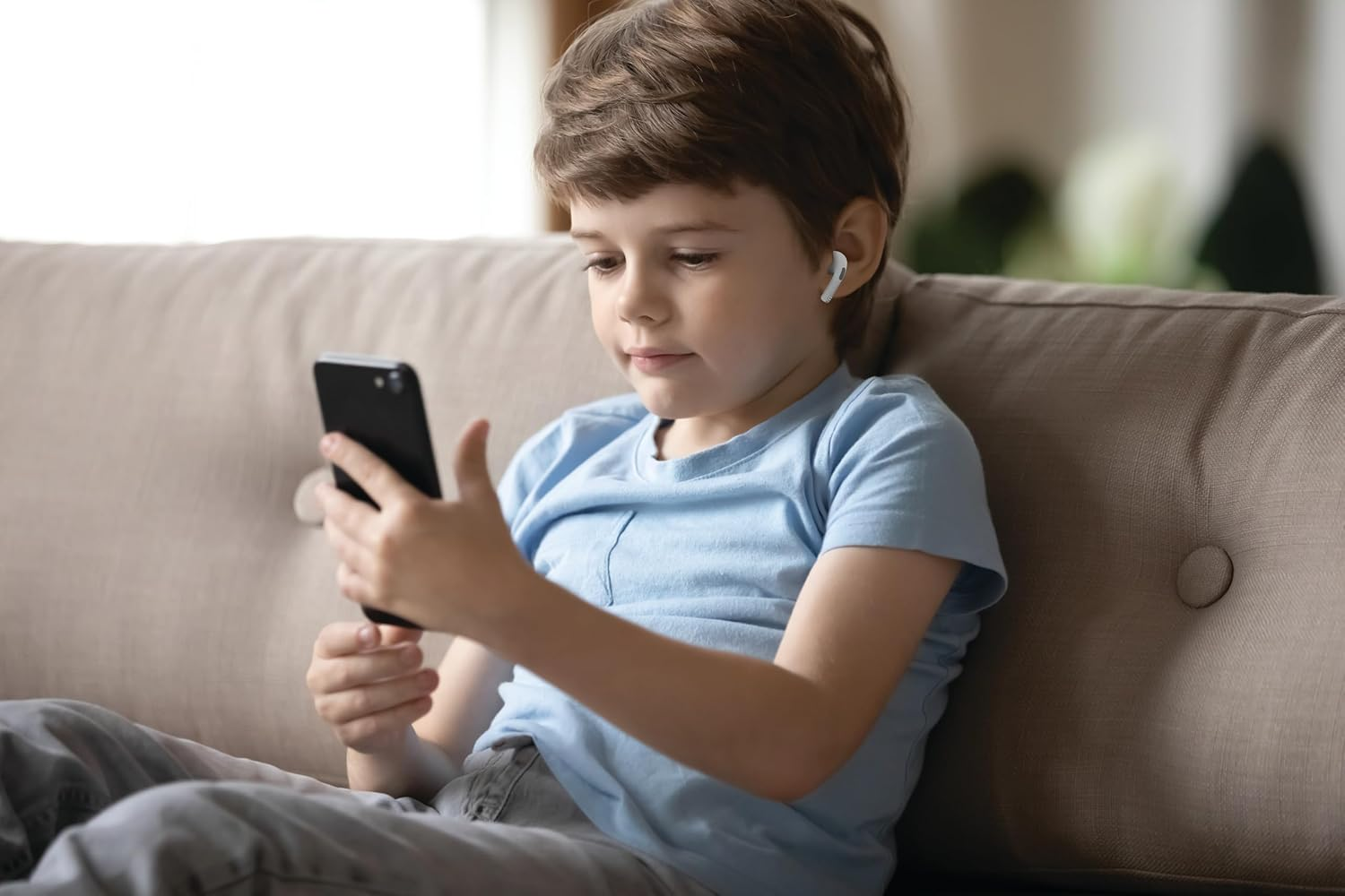 Lexibook Football Bluetooth Earbuds with Charging Storage Case image number 3