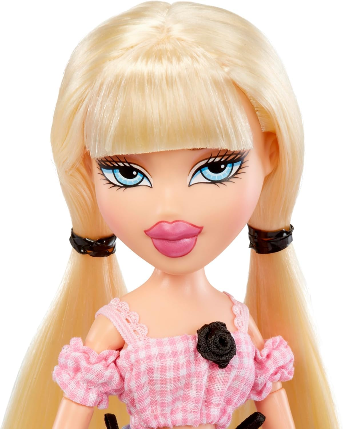 Bratz Goin' Out! Doll - Cloe - 1 Collectible Fashion Doll with Accessories, Comes with an Outfit, a Purse, a Pair of Sunglasses, and a Brush - Kids Toy - Great for Ages 6 and Older image number 6
